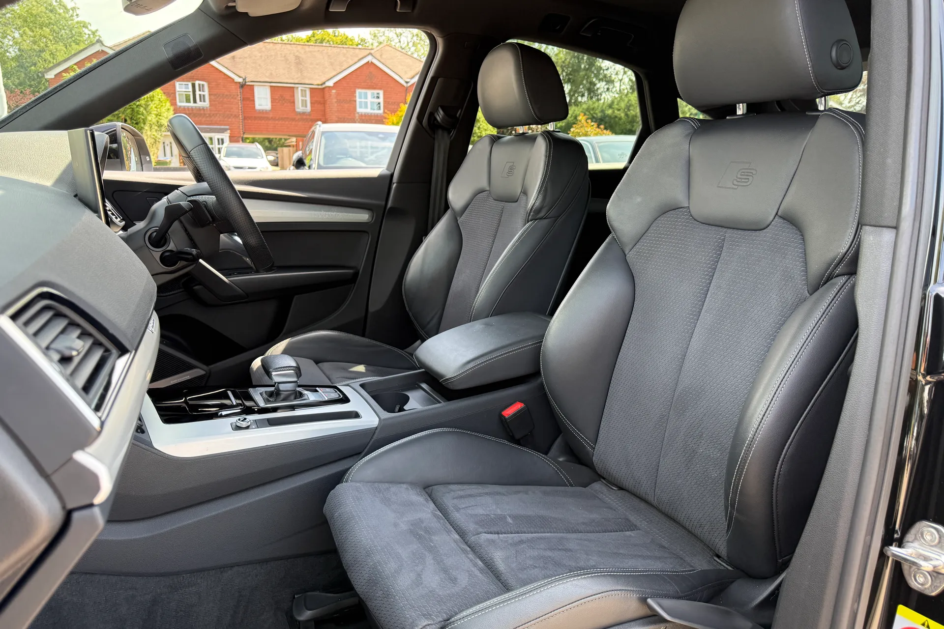 Audi Q5 thumbnail image number 33