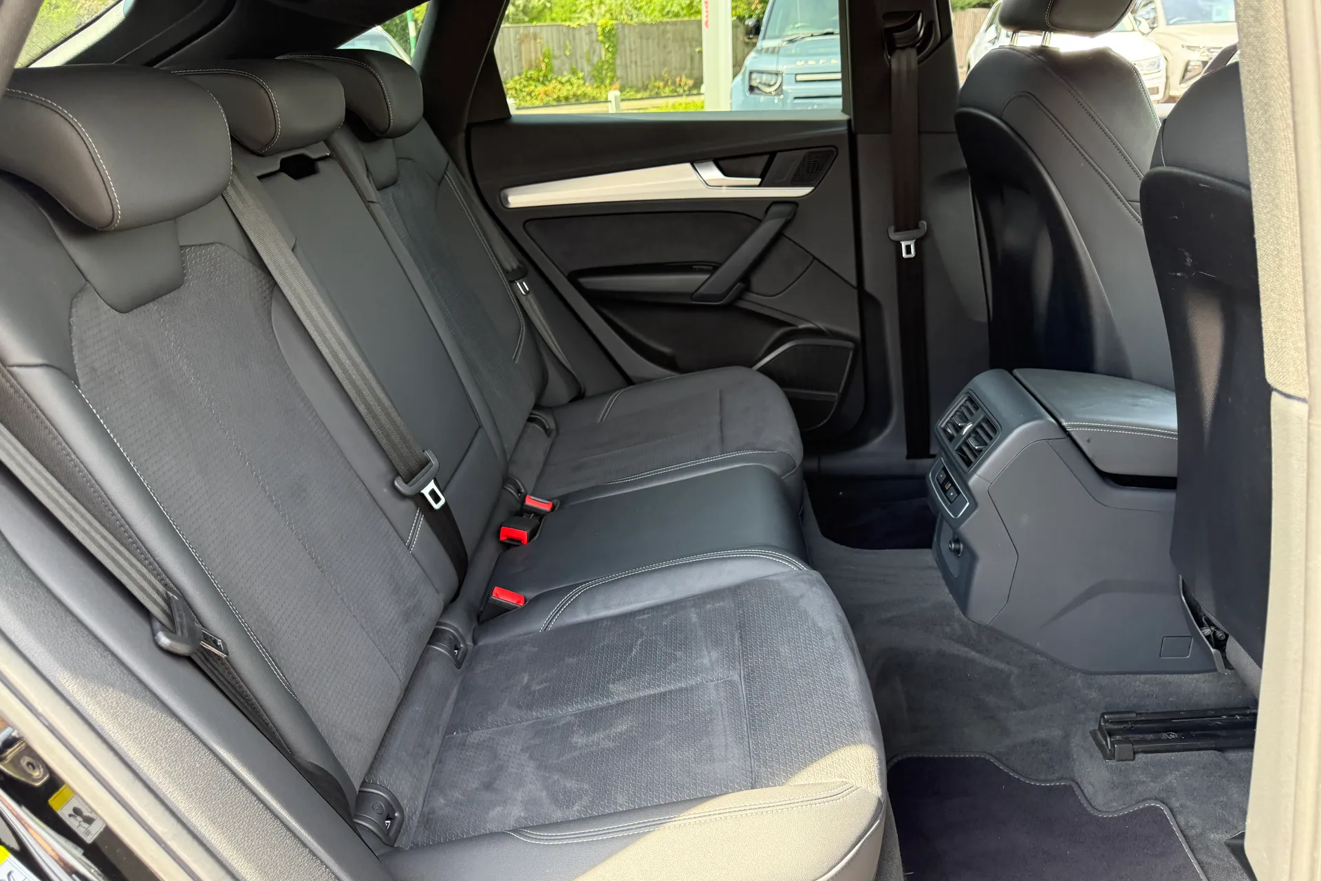 Audi Q5 thumbnail image number 47