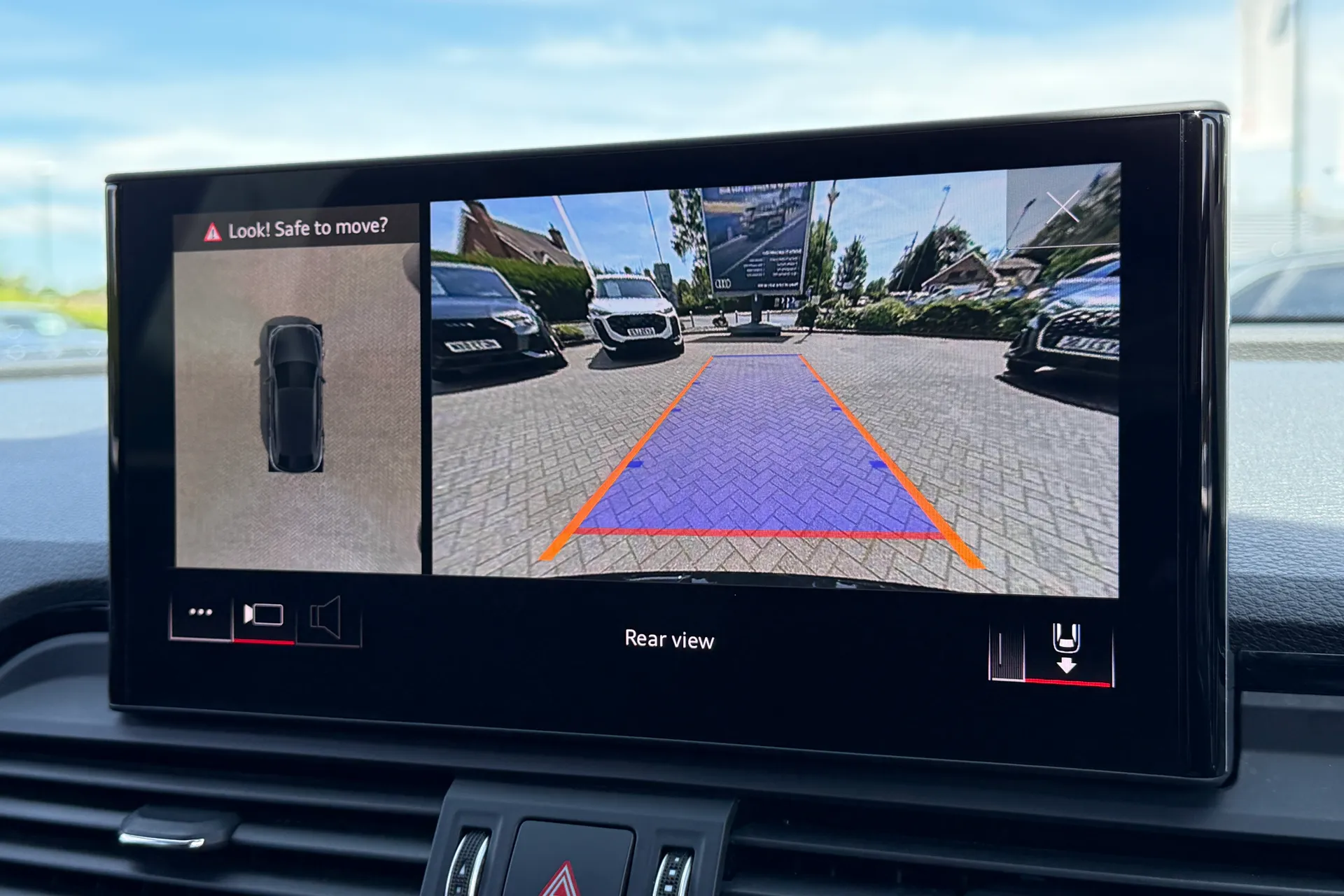 Audi Q5 thumbnail image number 4