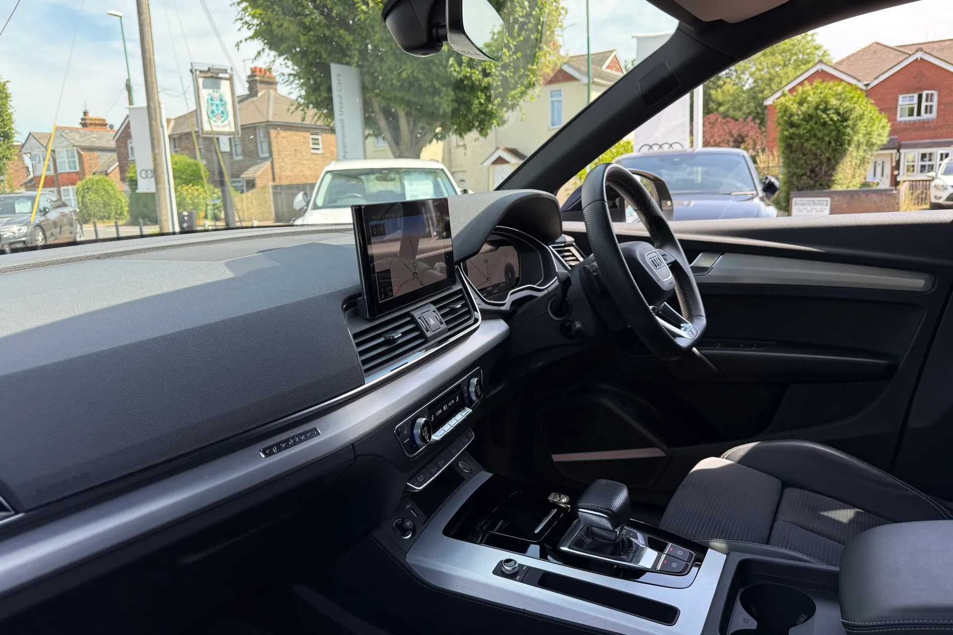 Audi Q5 thumbnail image number 32