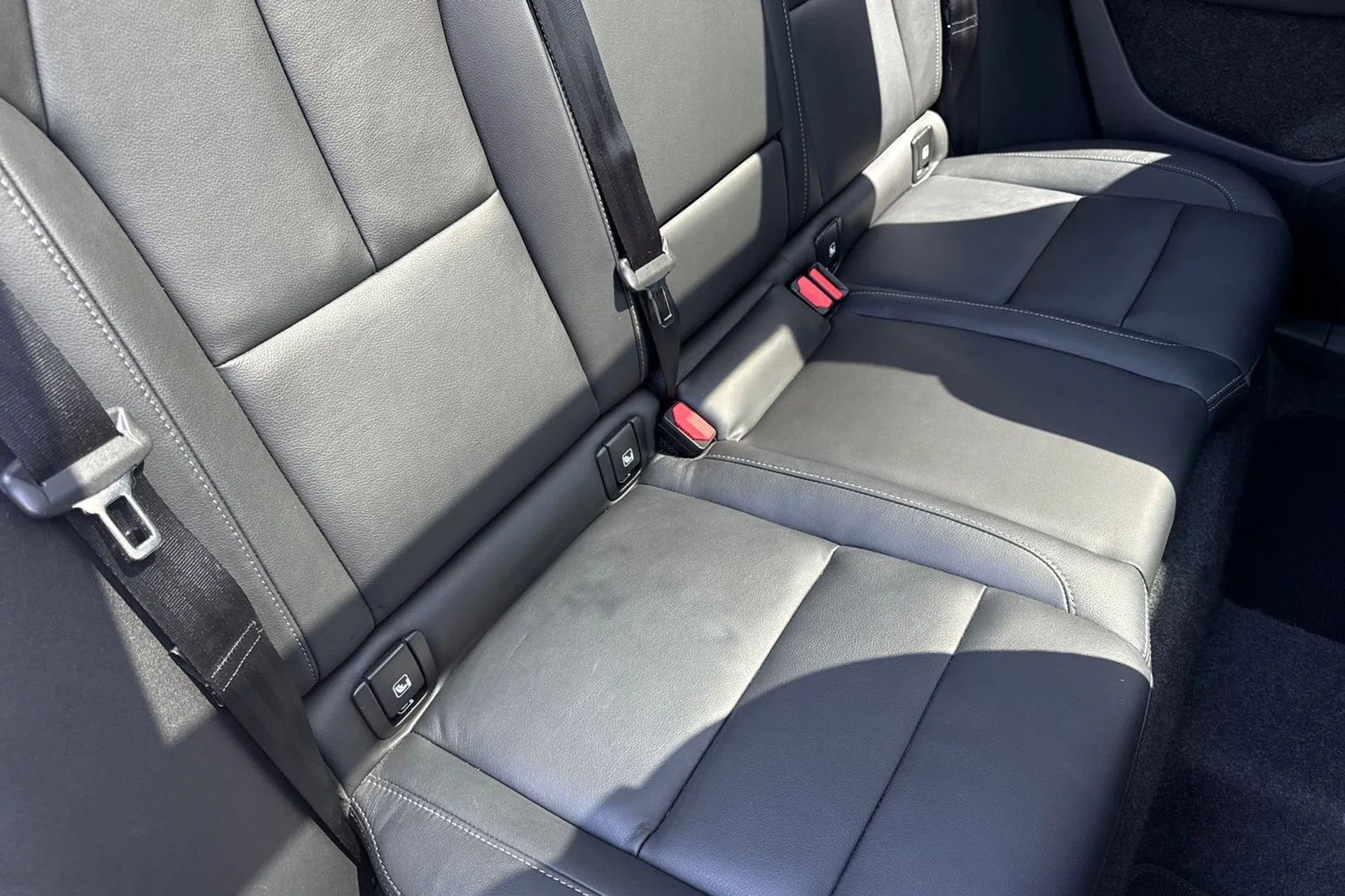 Volvo XC40 thumbnail image number 24