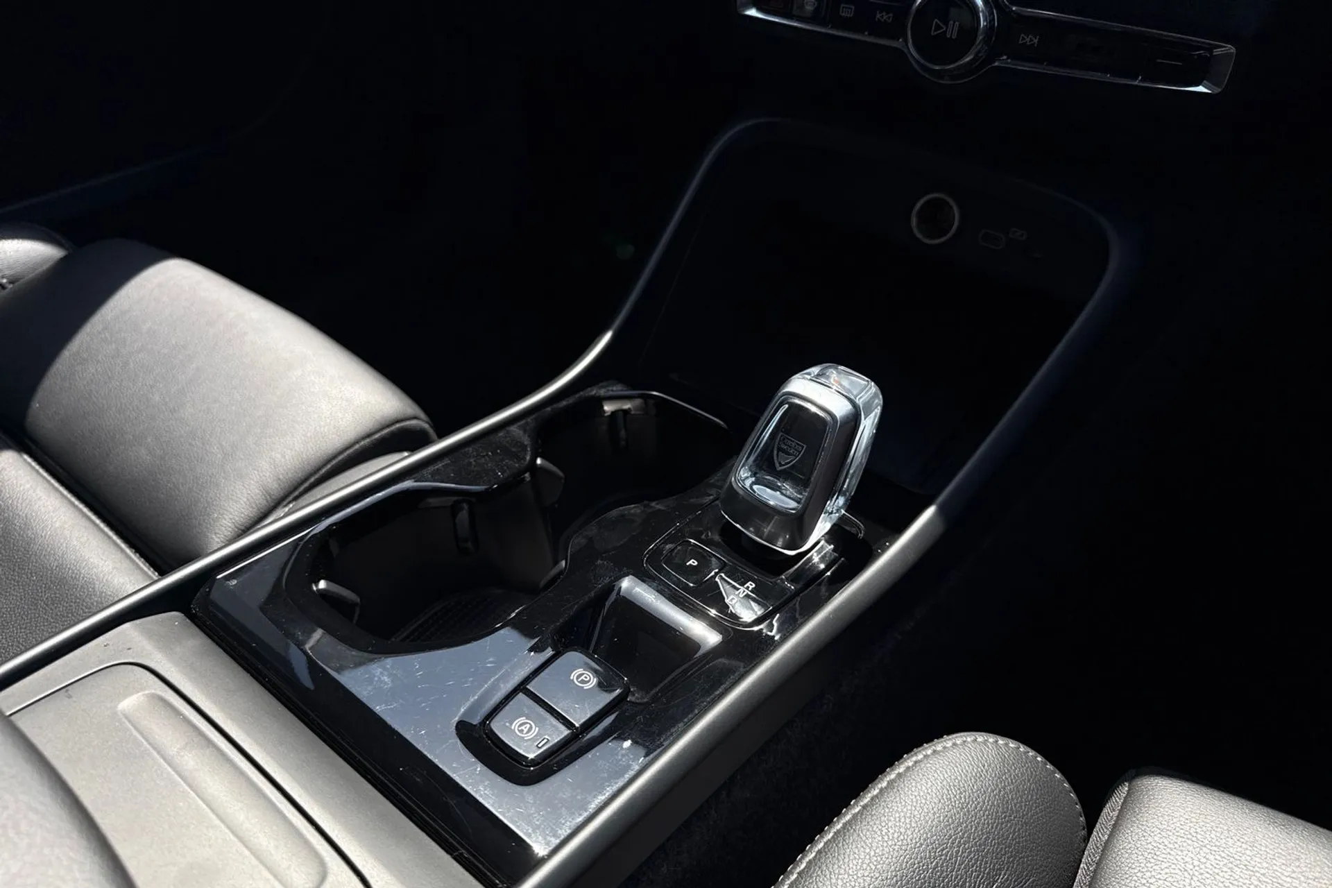 Volvo XC40 thumbnail image number 42