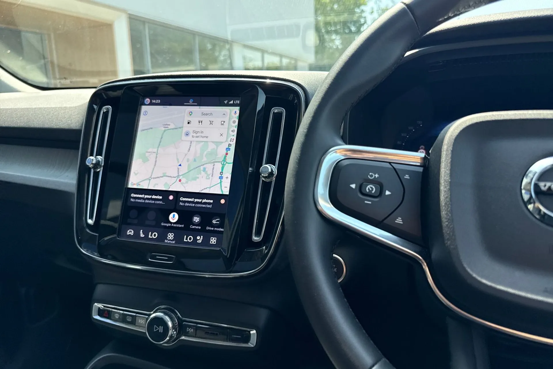 Volvo XC40 thumbnail image number 35