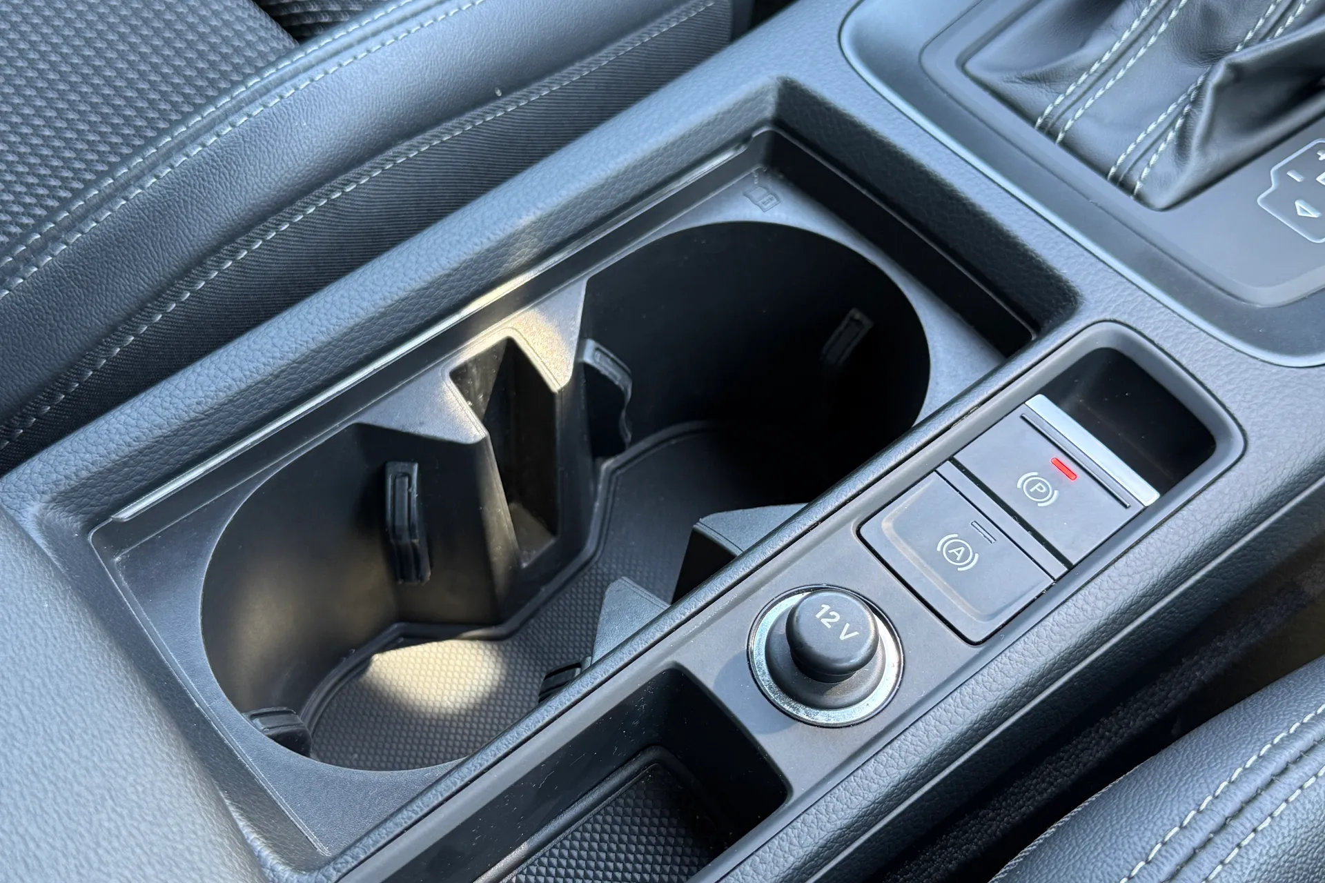 Audi Q3 thumbnail image number 53