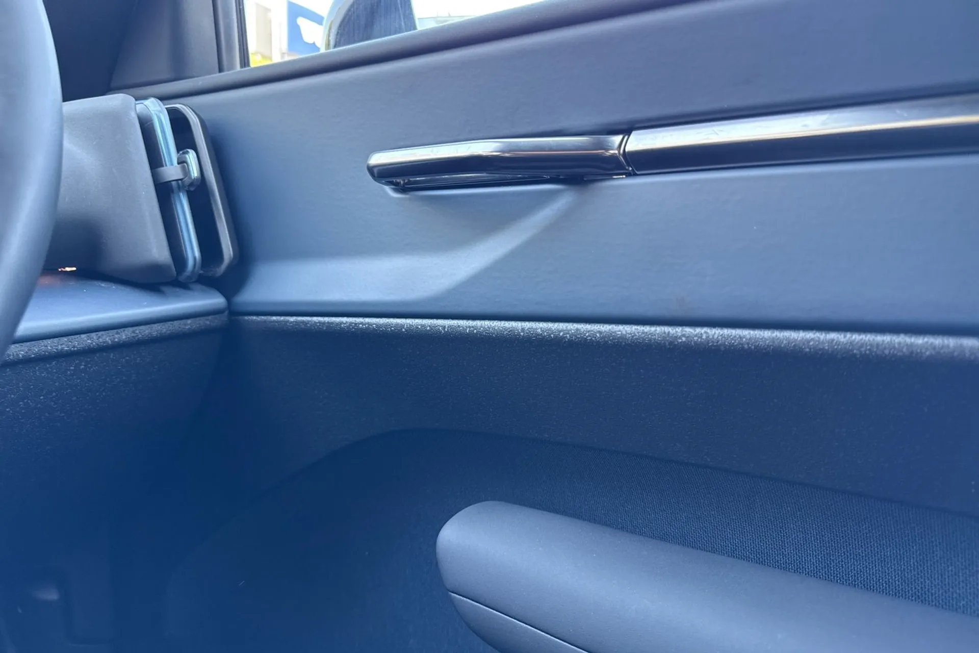 Volvo EX30 thumbnail image number 41