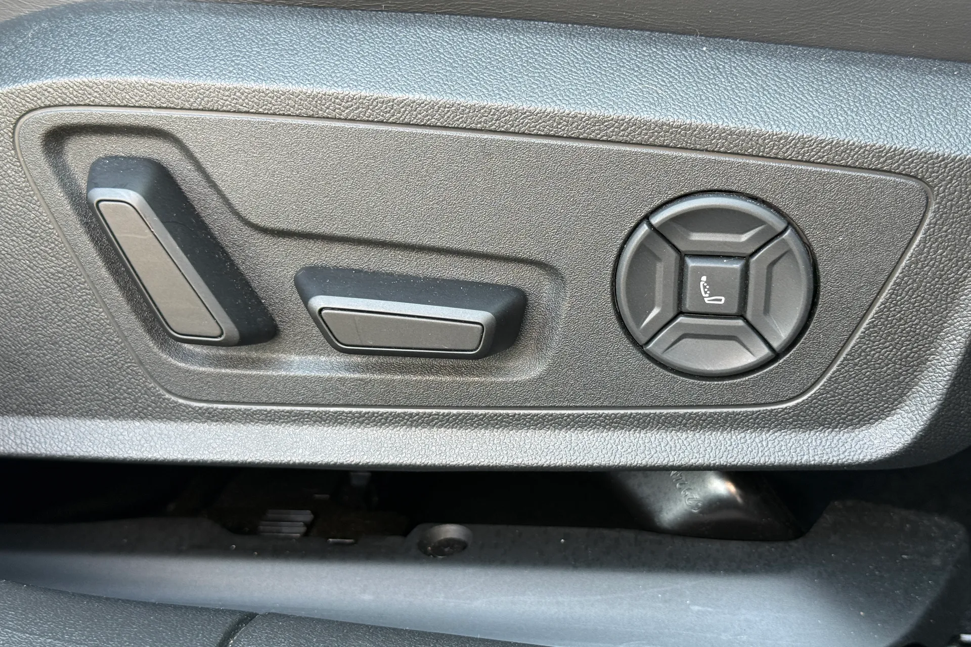 Audi A5 thumbnail image number 30