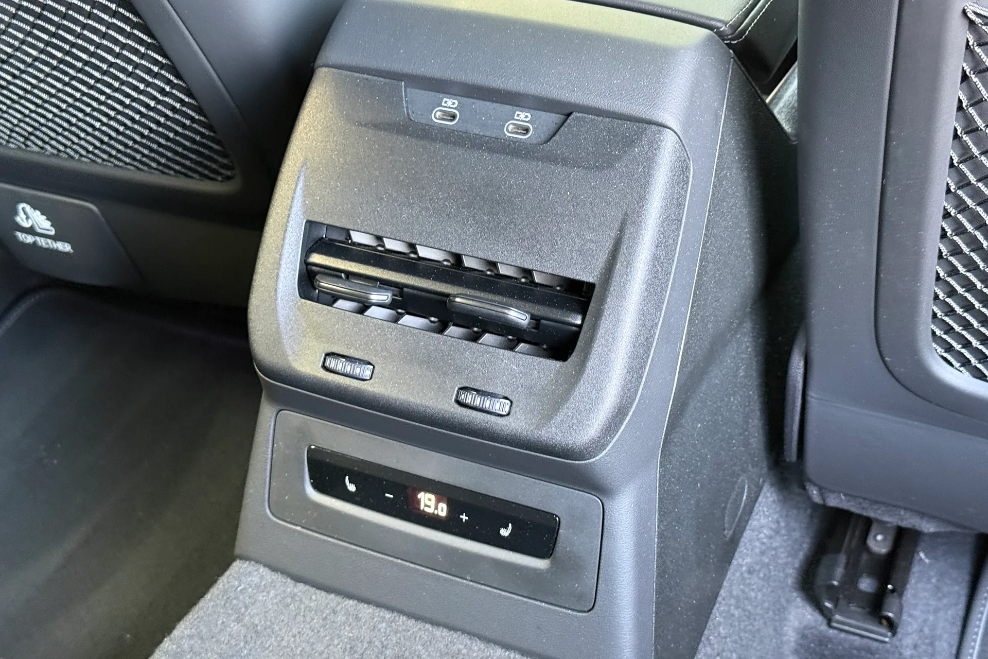 Audi A5 thumbnail image number 38