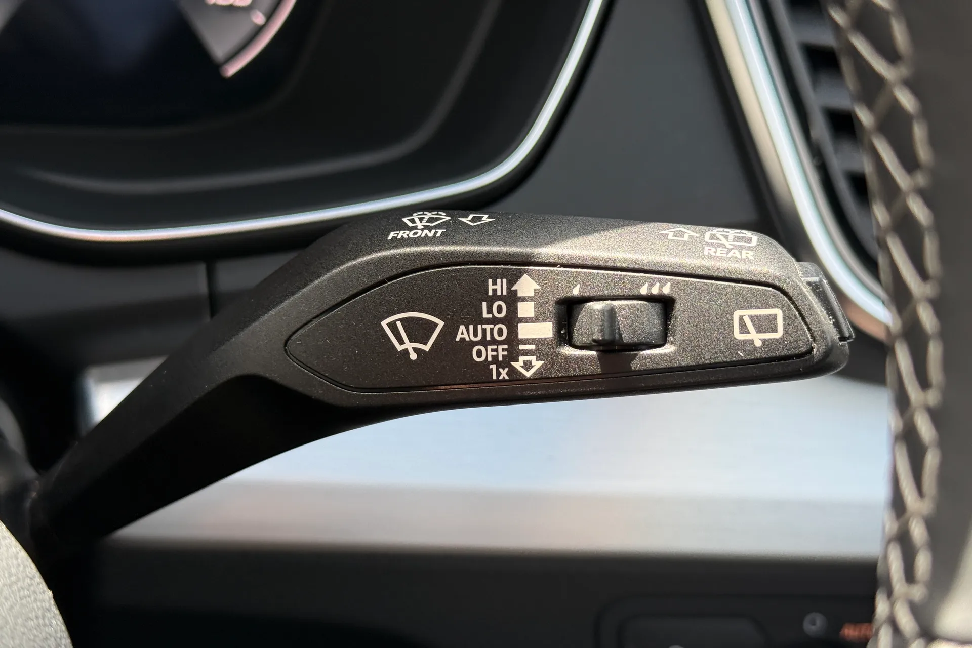Audi Q5 thumbnail image number 21