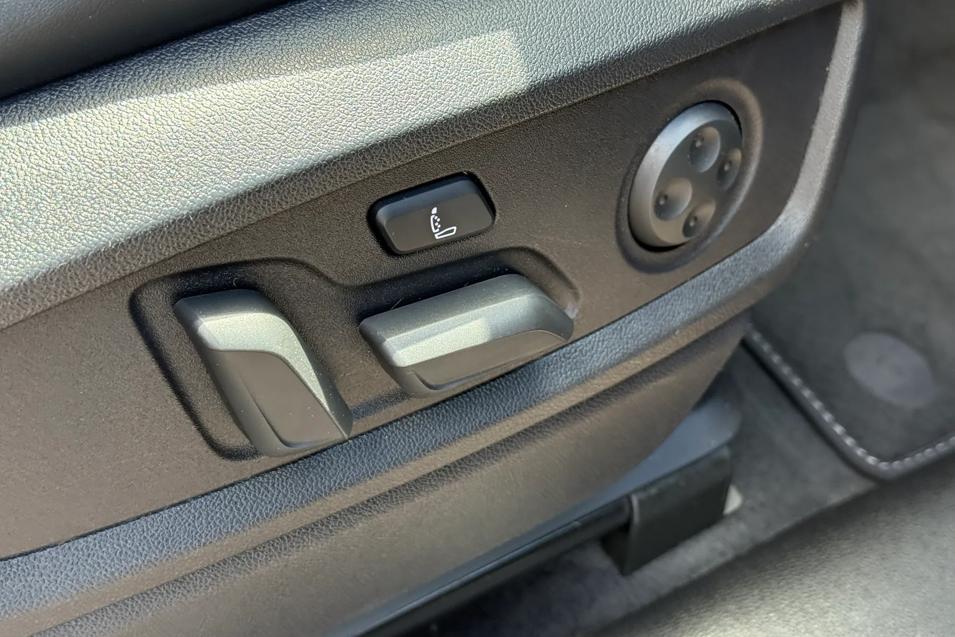 Audi Q5 thumbnail image number 15