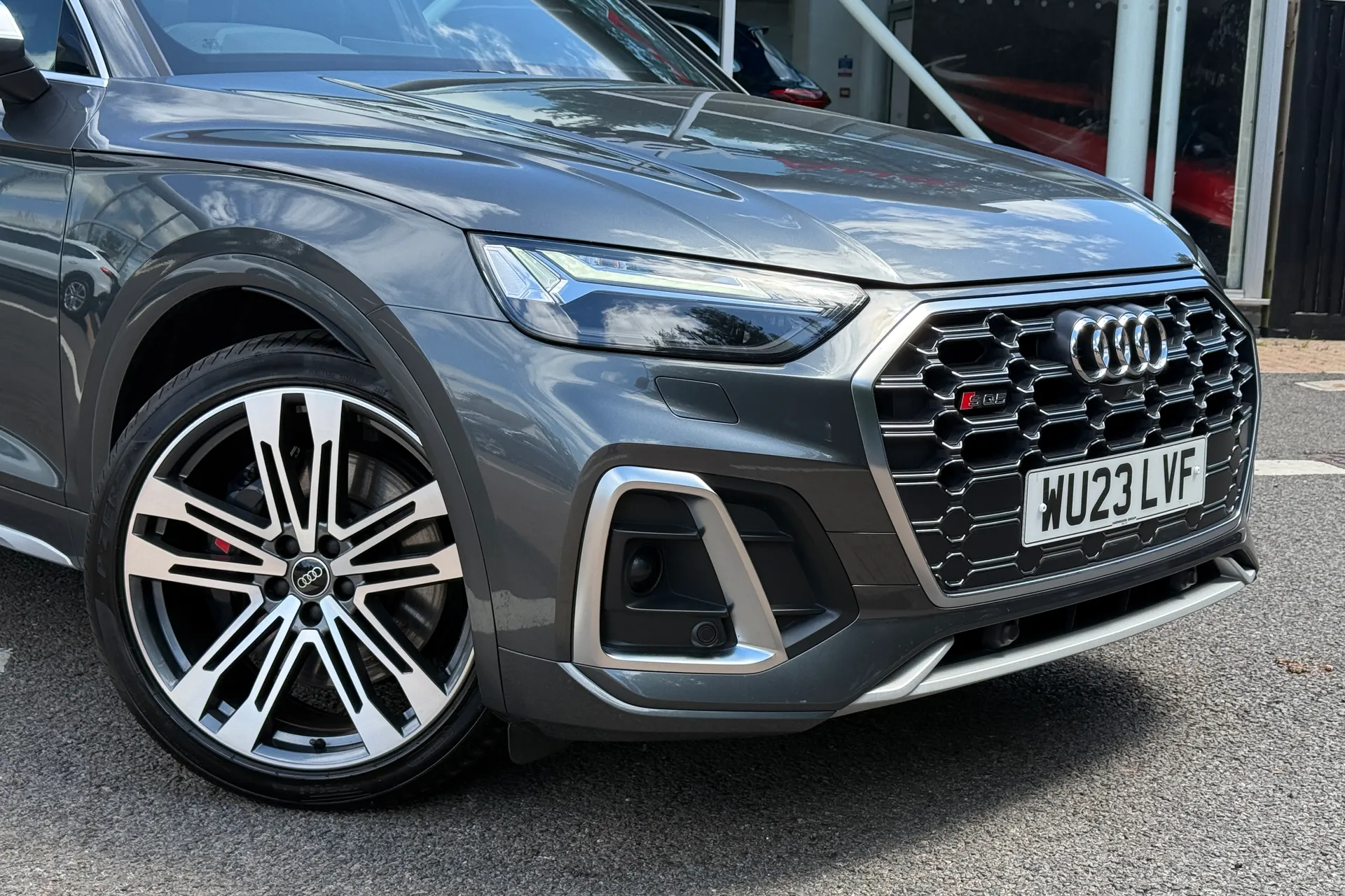 Audi Q5 thumbnail image number 12