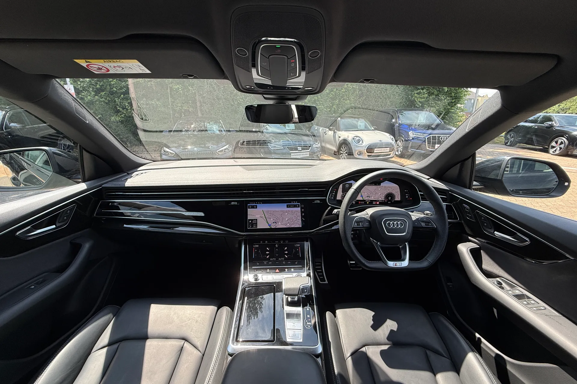 Audi Q8 thumbnail image number 3