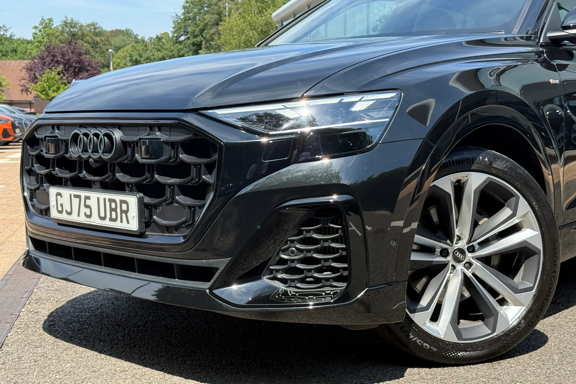 Audi Q8 thumbnail image number 58