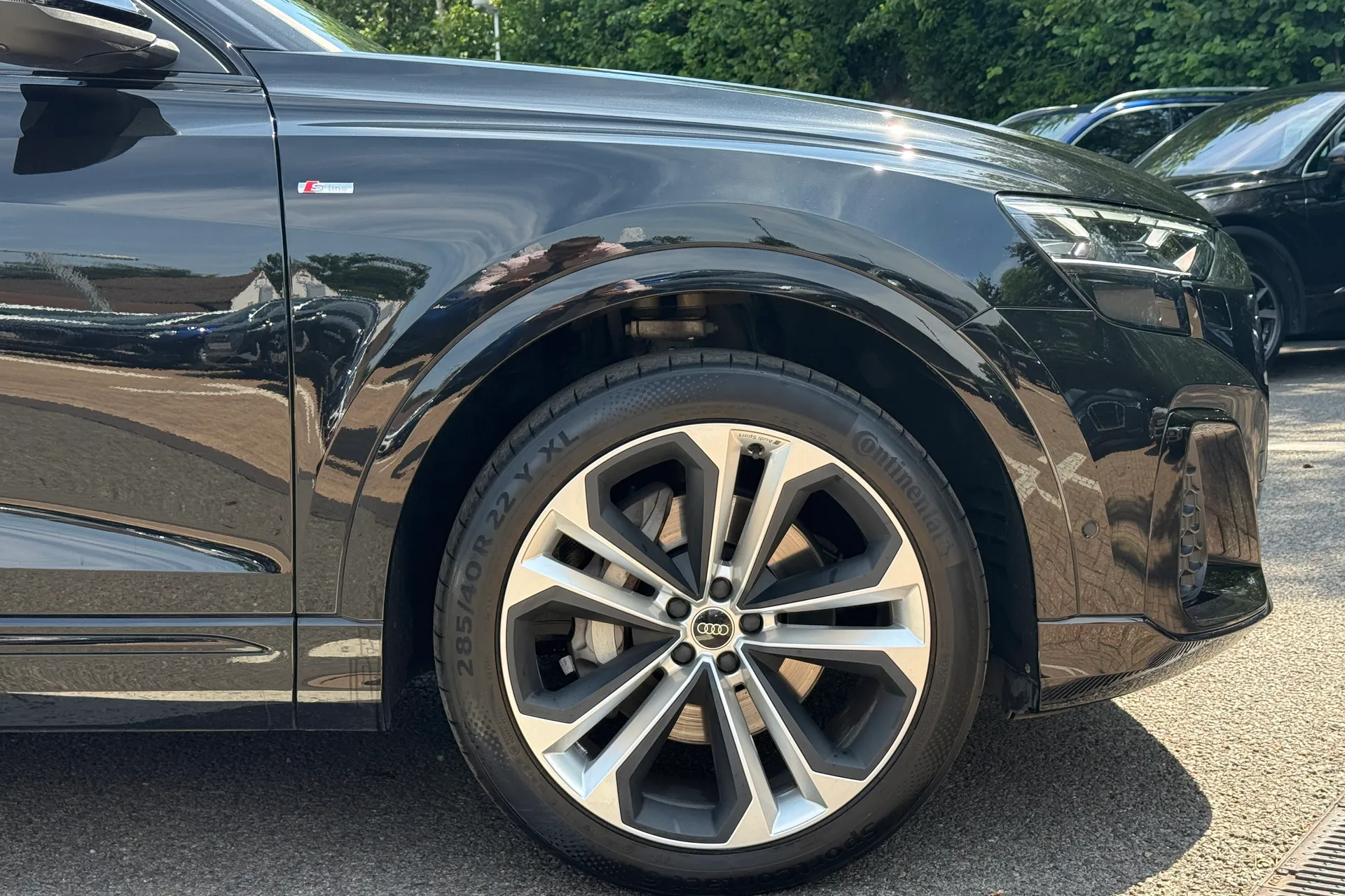 Audi Q8 thumbnail image number 33