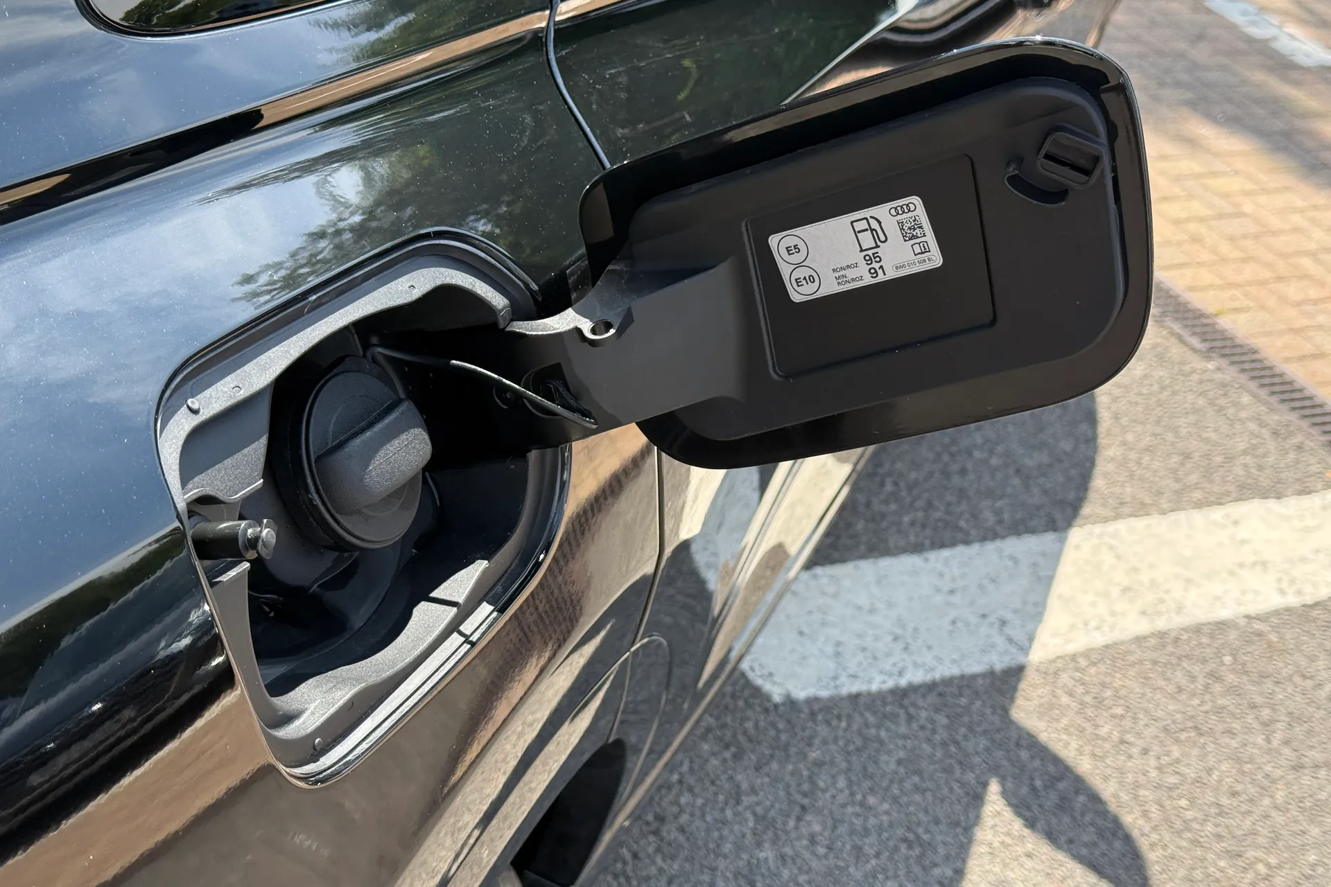 Audi Q8 thumbnail image number 35