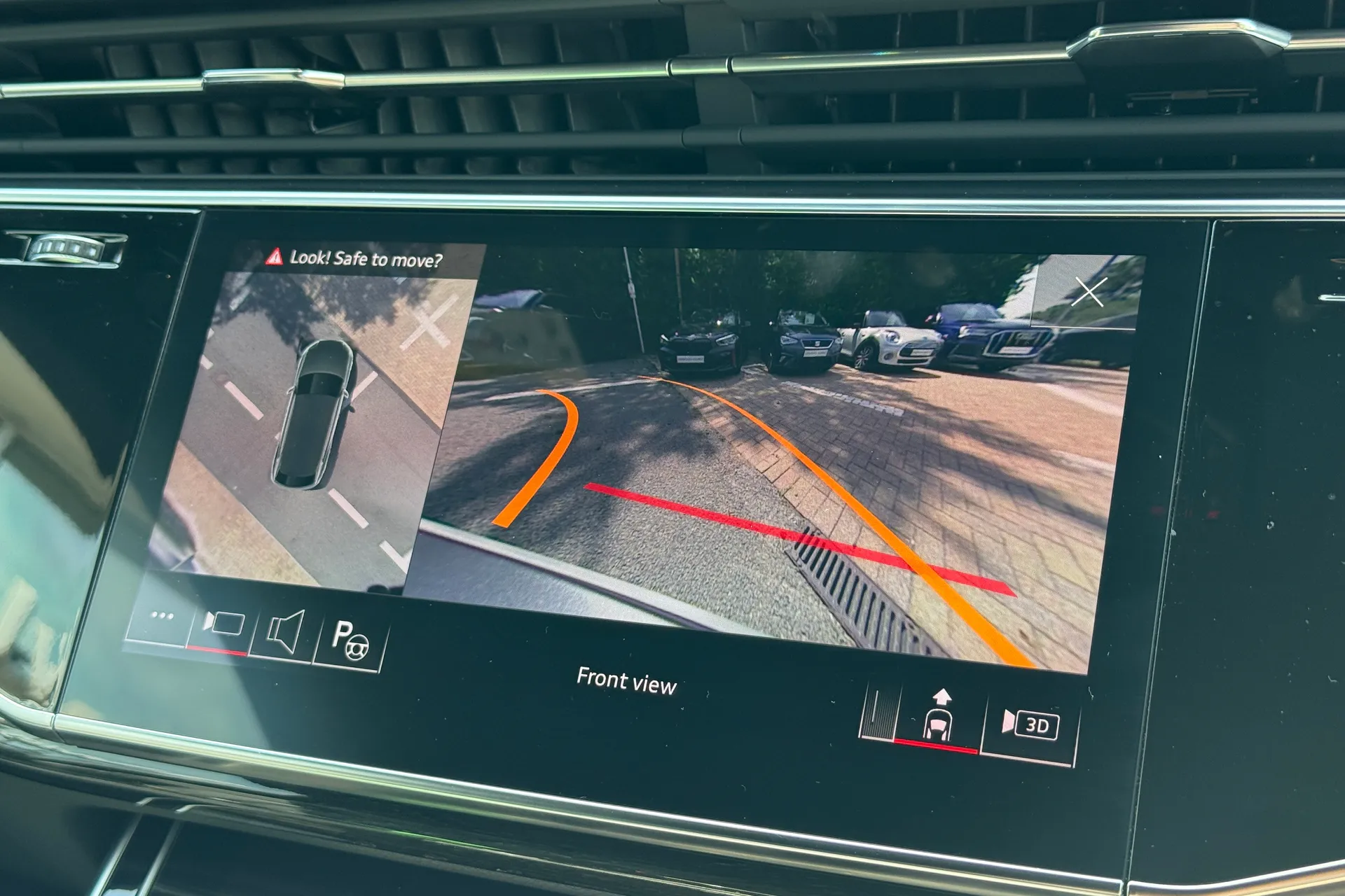 Audi Q8 thumbnail image number 4