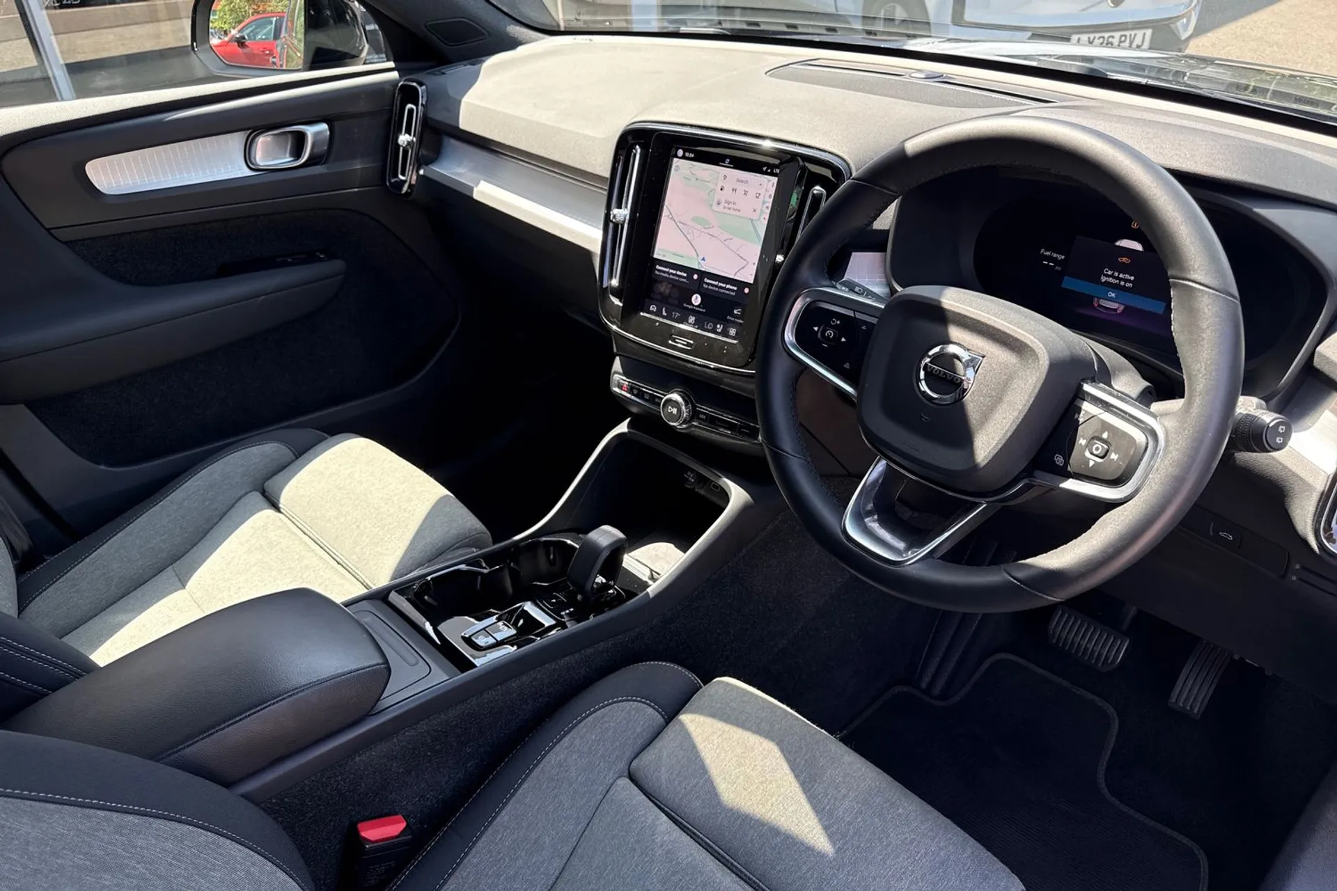 Volvo XC40 thumbnail image number 6