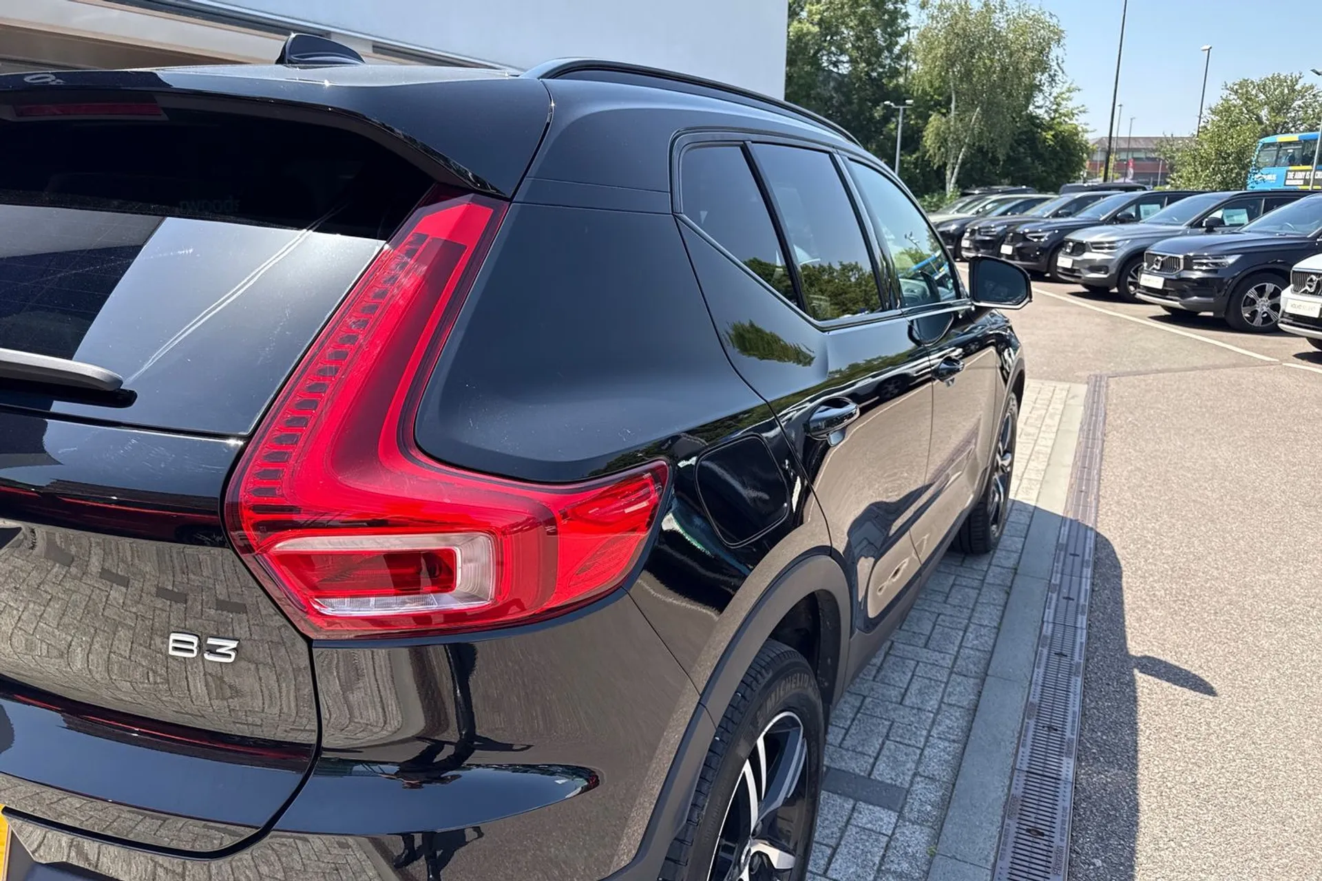 Volvo XC40 thumbnail image number 15