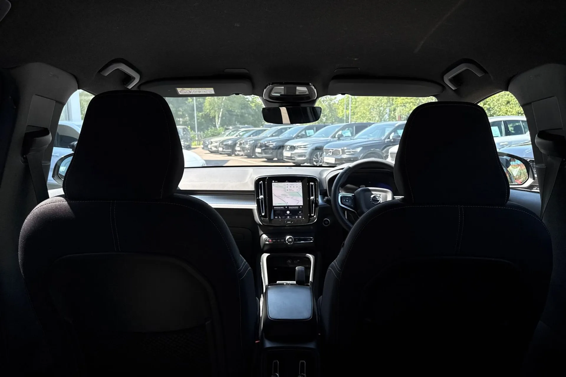 Volvo XC40 thumbnail image number 22