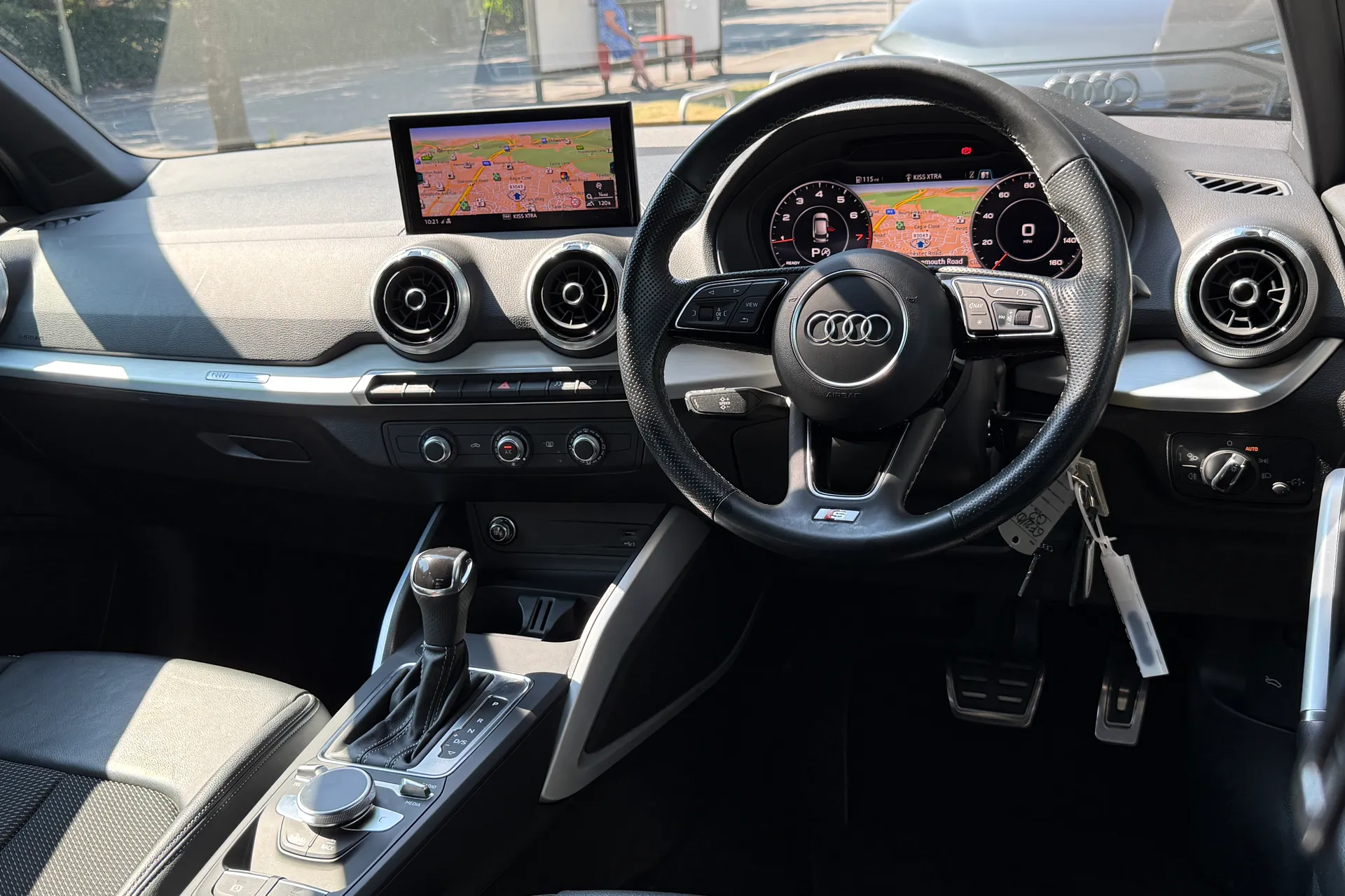 Audi Q2 thumbnail image number 36