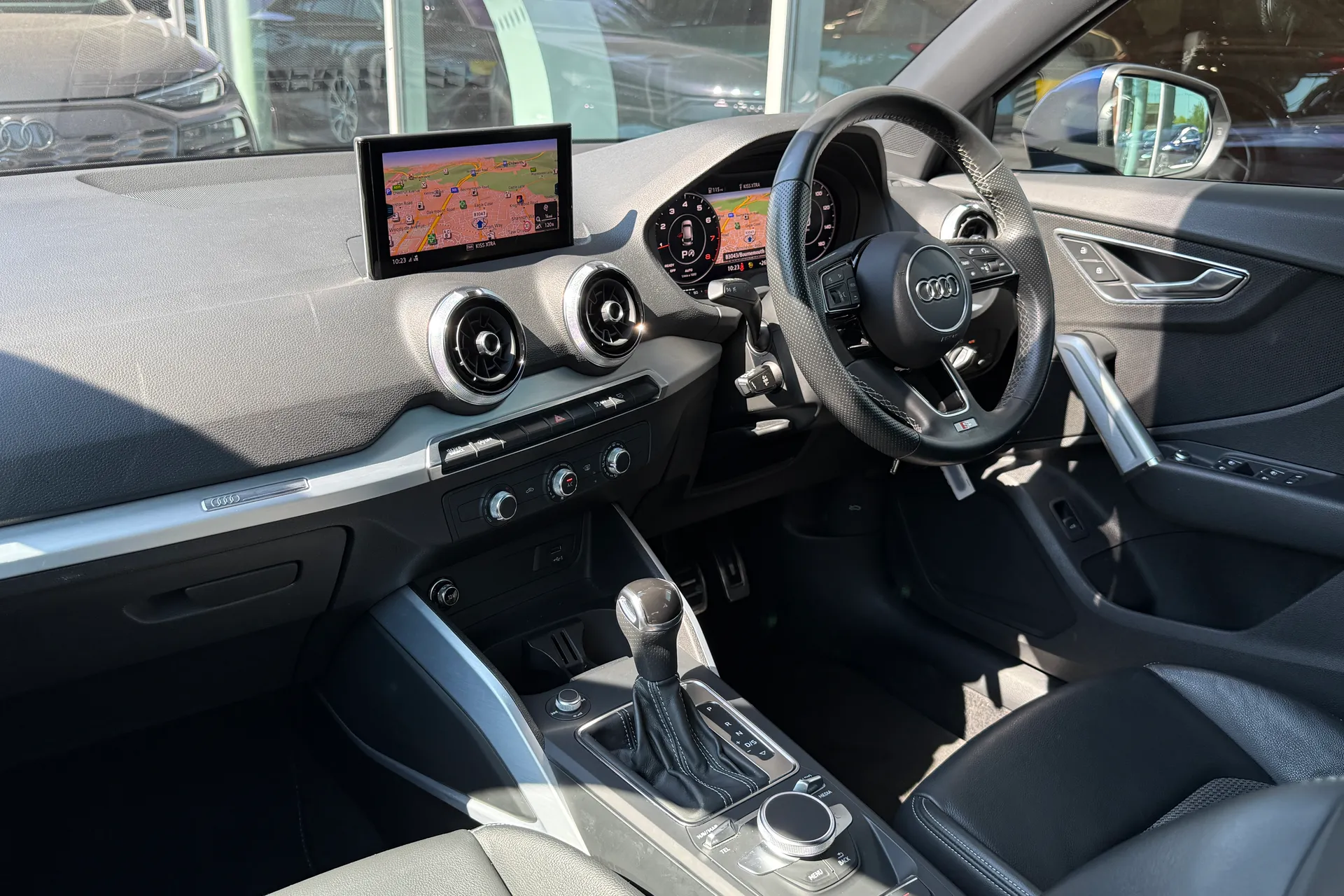 Audi Q2 thumbnail image number 52