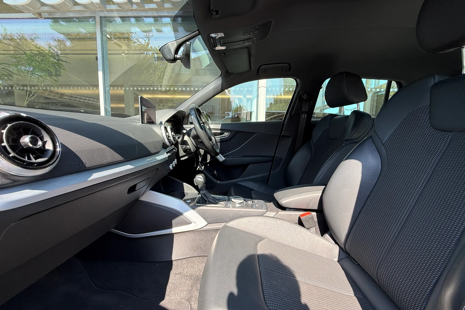 Audi Q2 thumbnail image number 53
