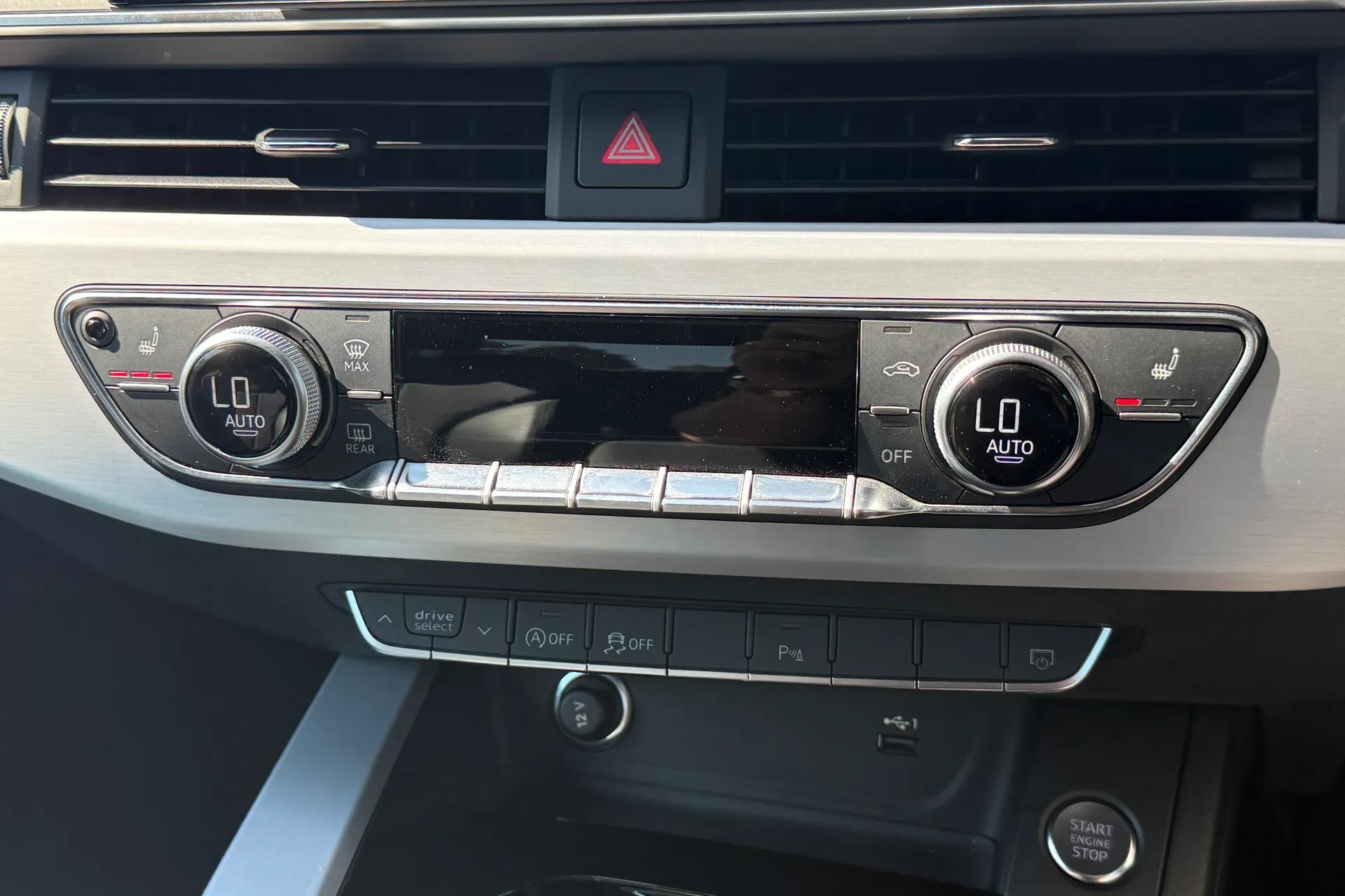 Audi A5 thumbnail image number 24