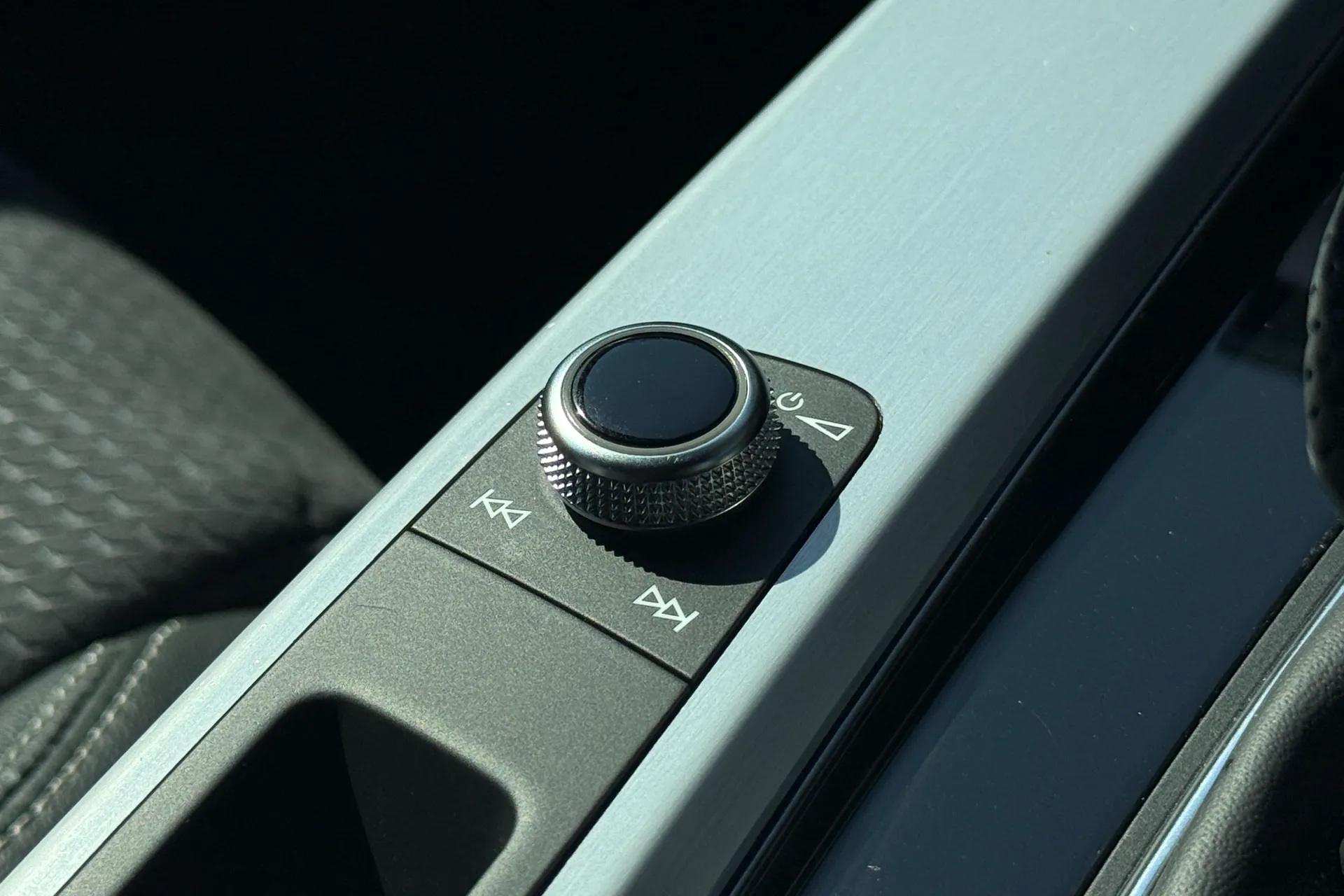 Audi A5 thumbnail image number 31