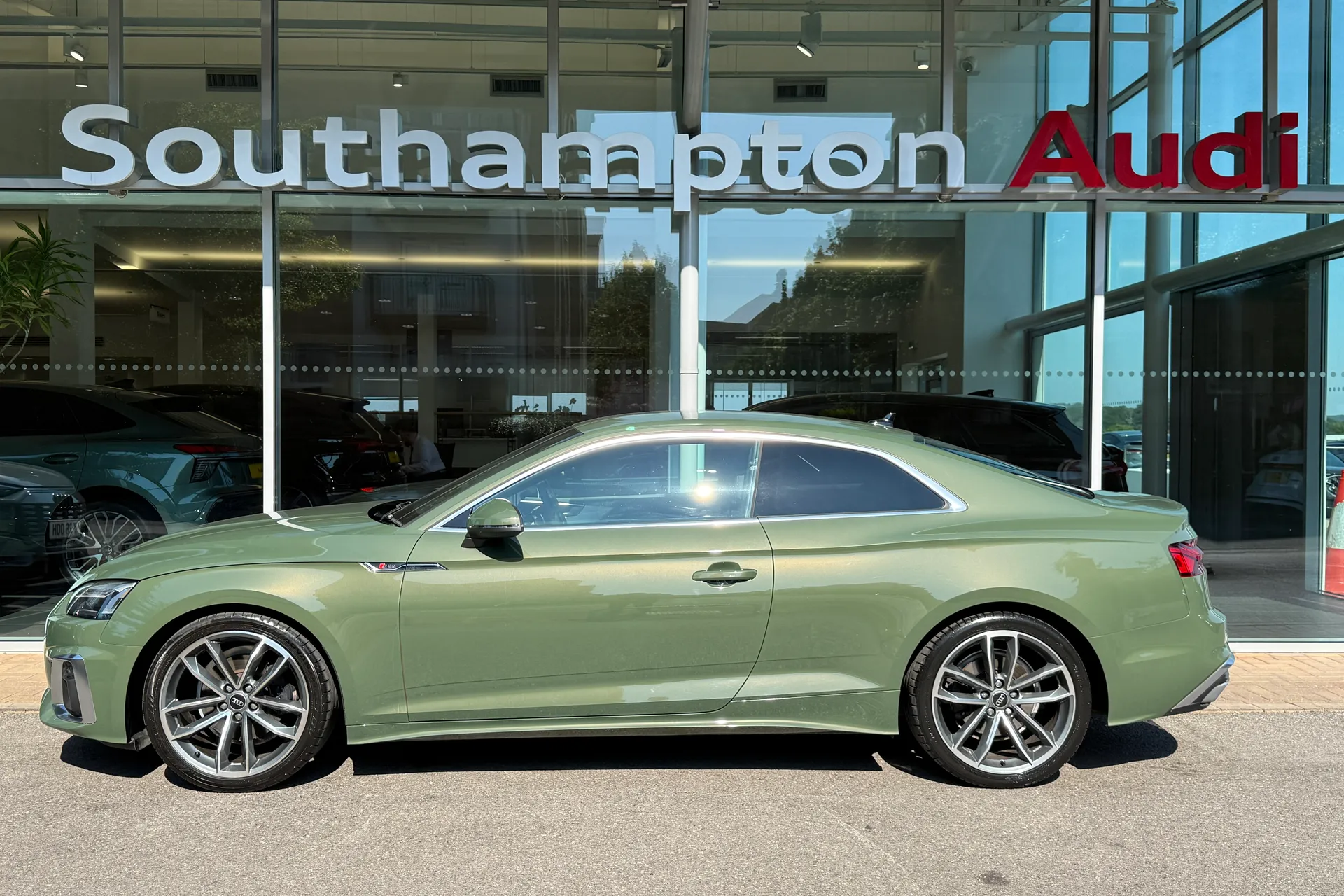 Audi A5 thumbnail image number 51