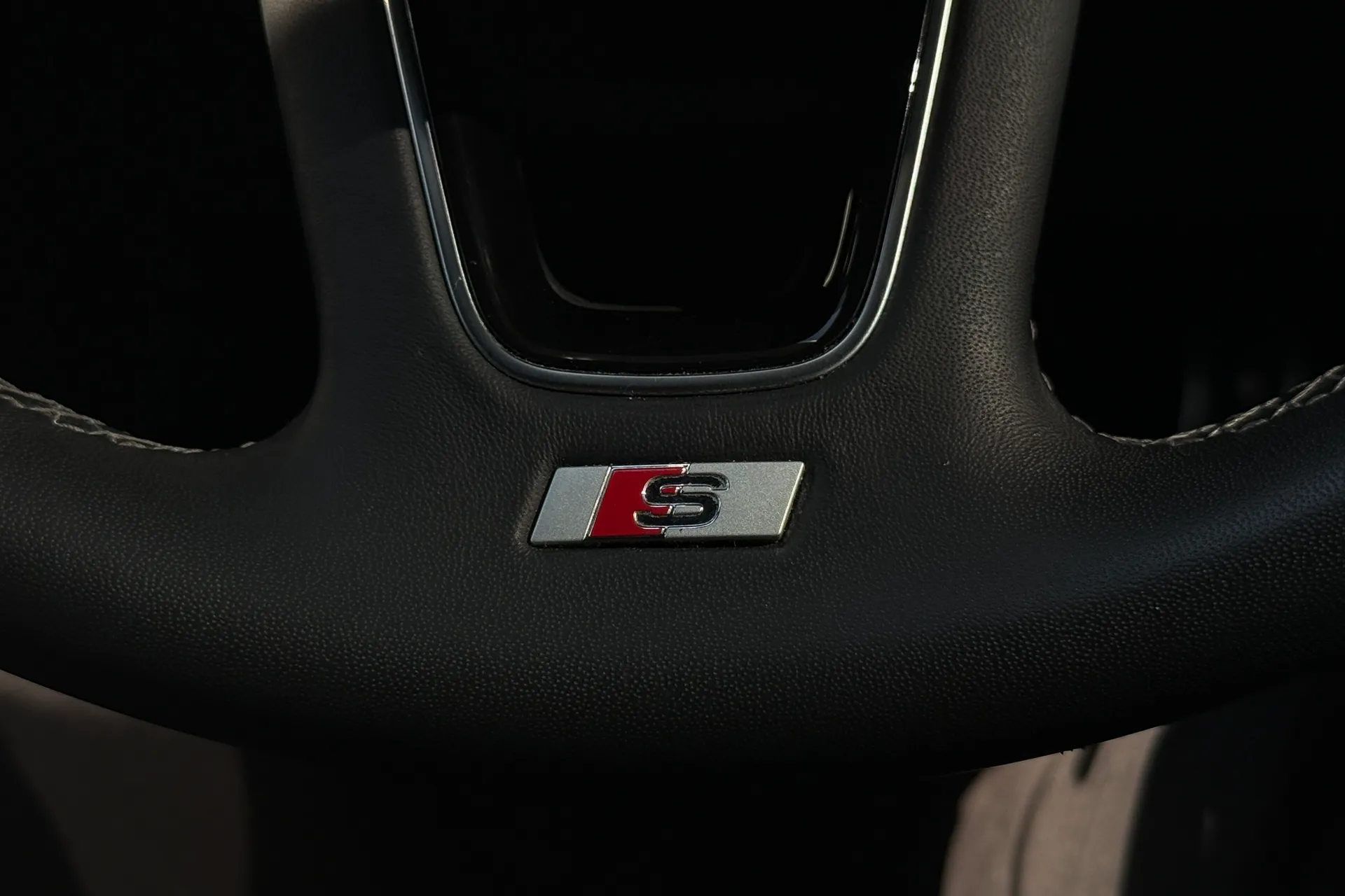 Audi A5 thumbnail image number 21