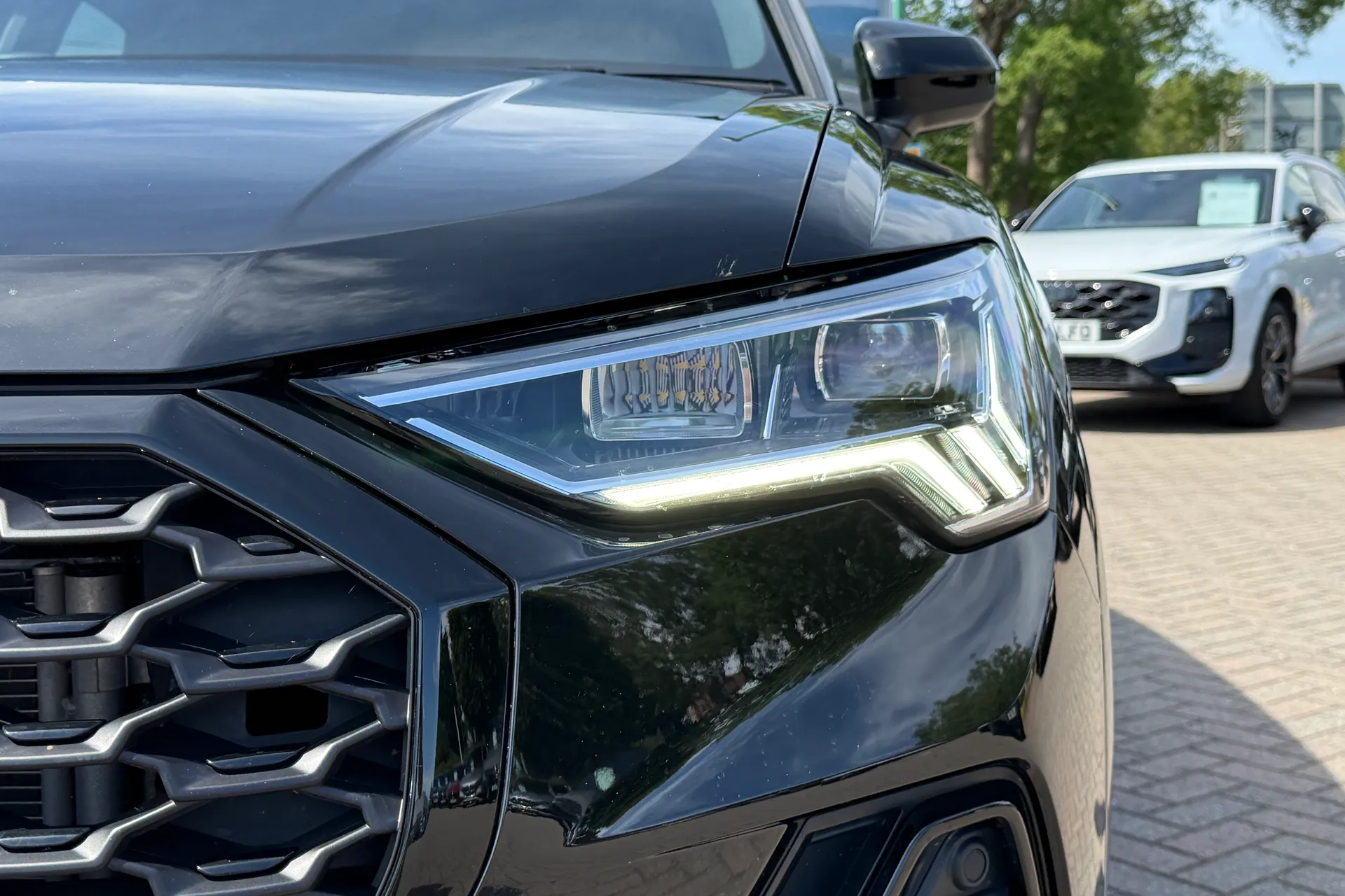 Audi Q3 thumbnail image number 55