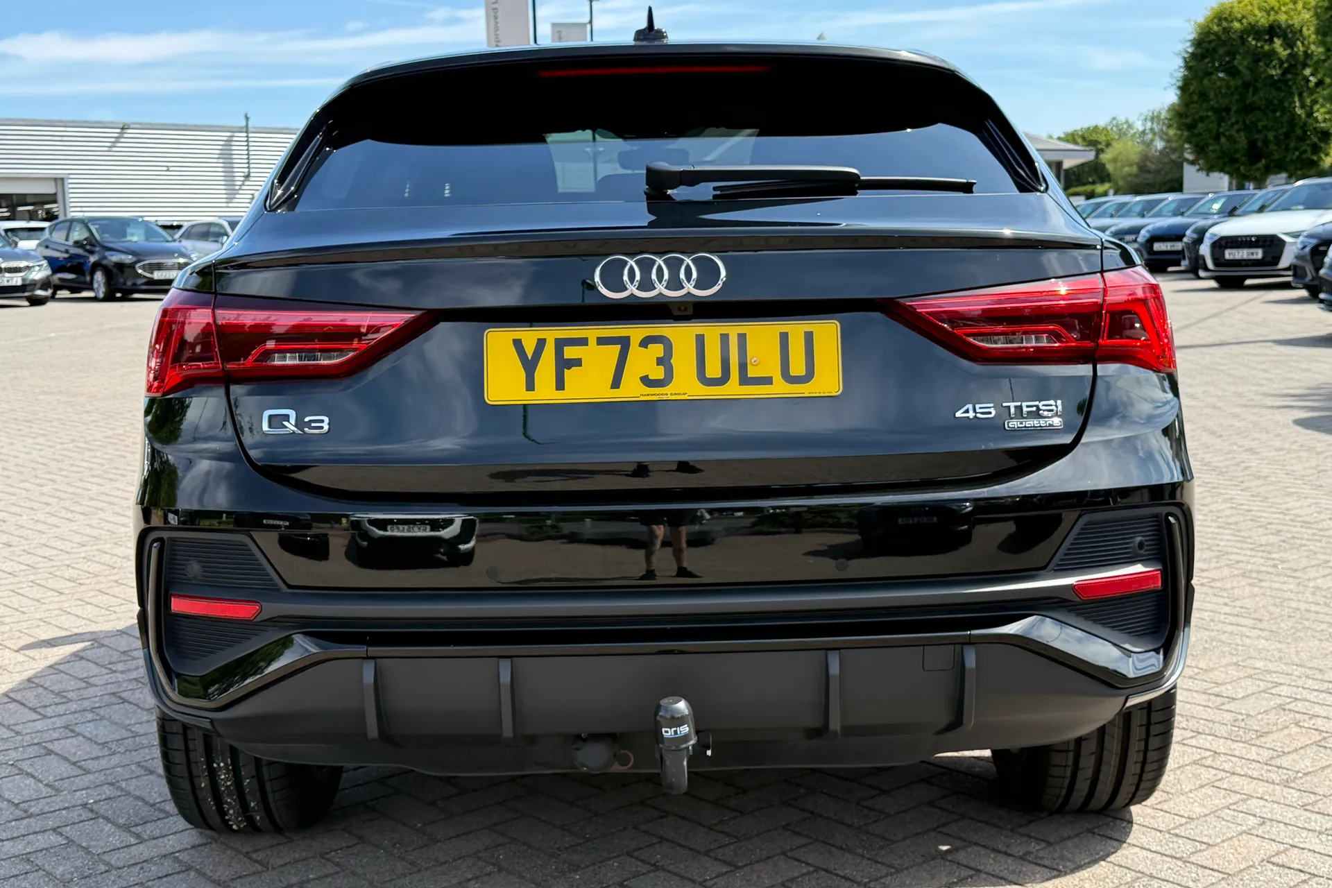 Audi Q3 thumbnail image number 35