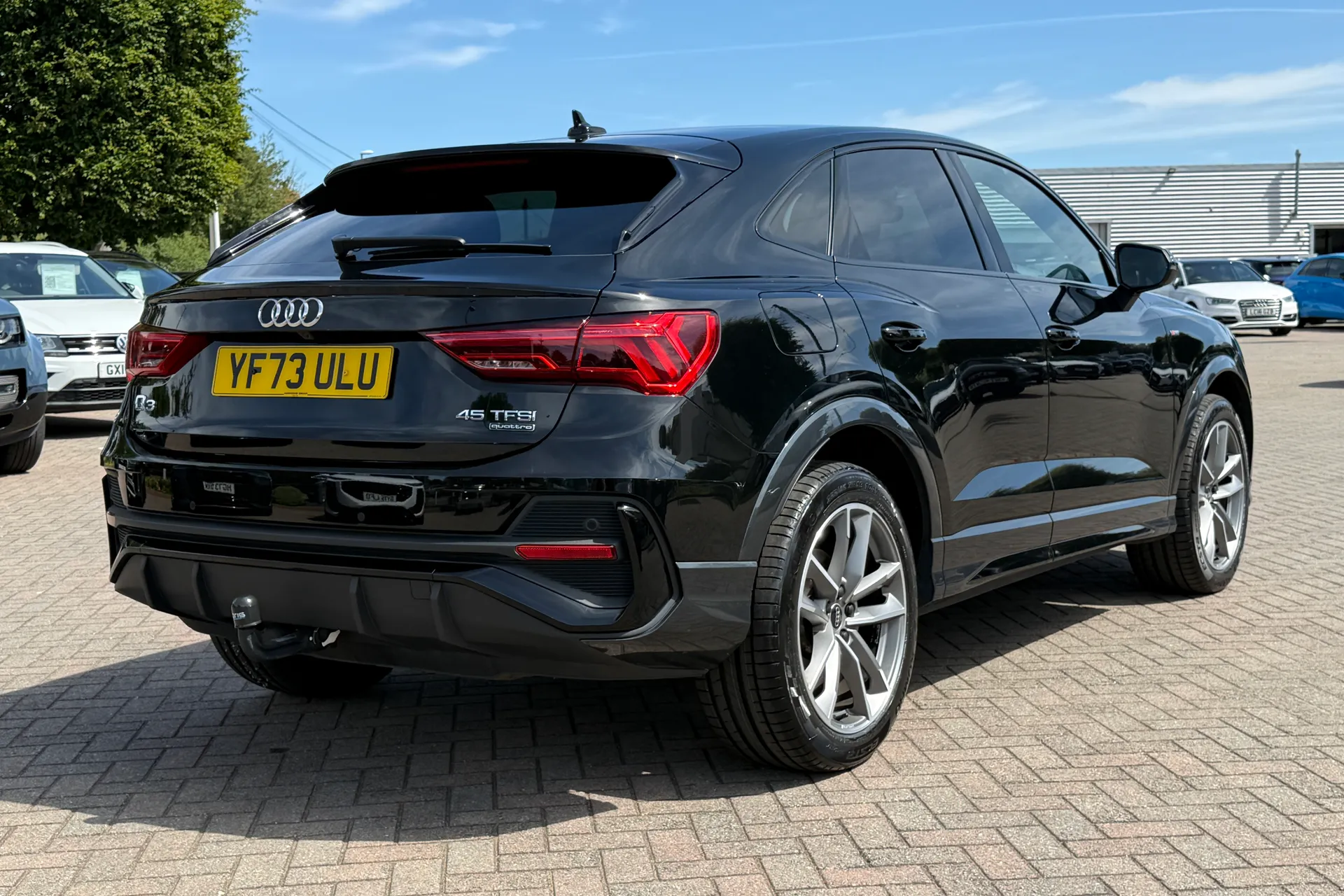 Audi Q3 thumbnail image number 34
