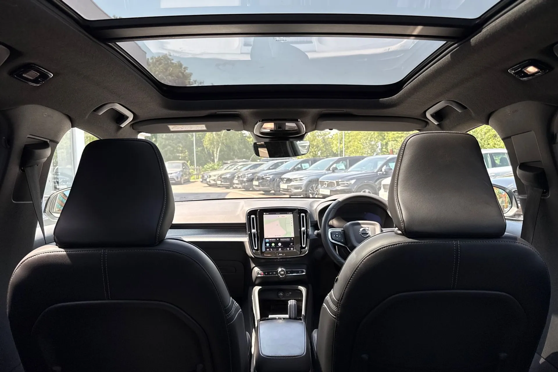 Volvo XC40 thumbnail image number 22