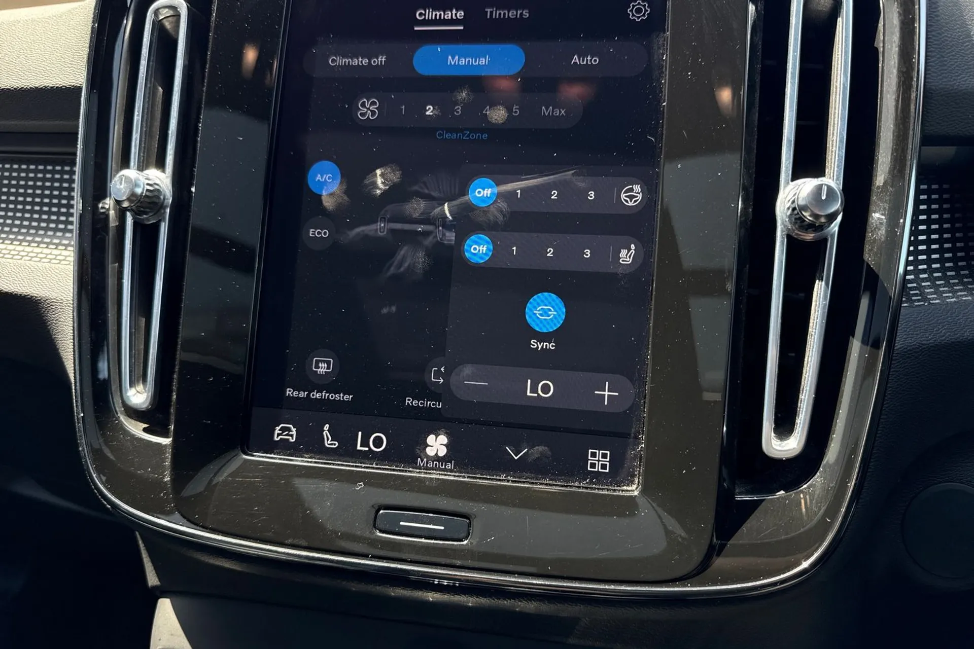 Volvo XC40 thumbnail image number 39