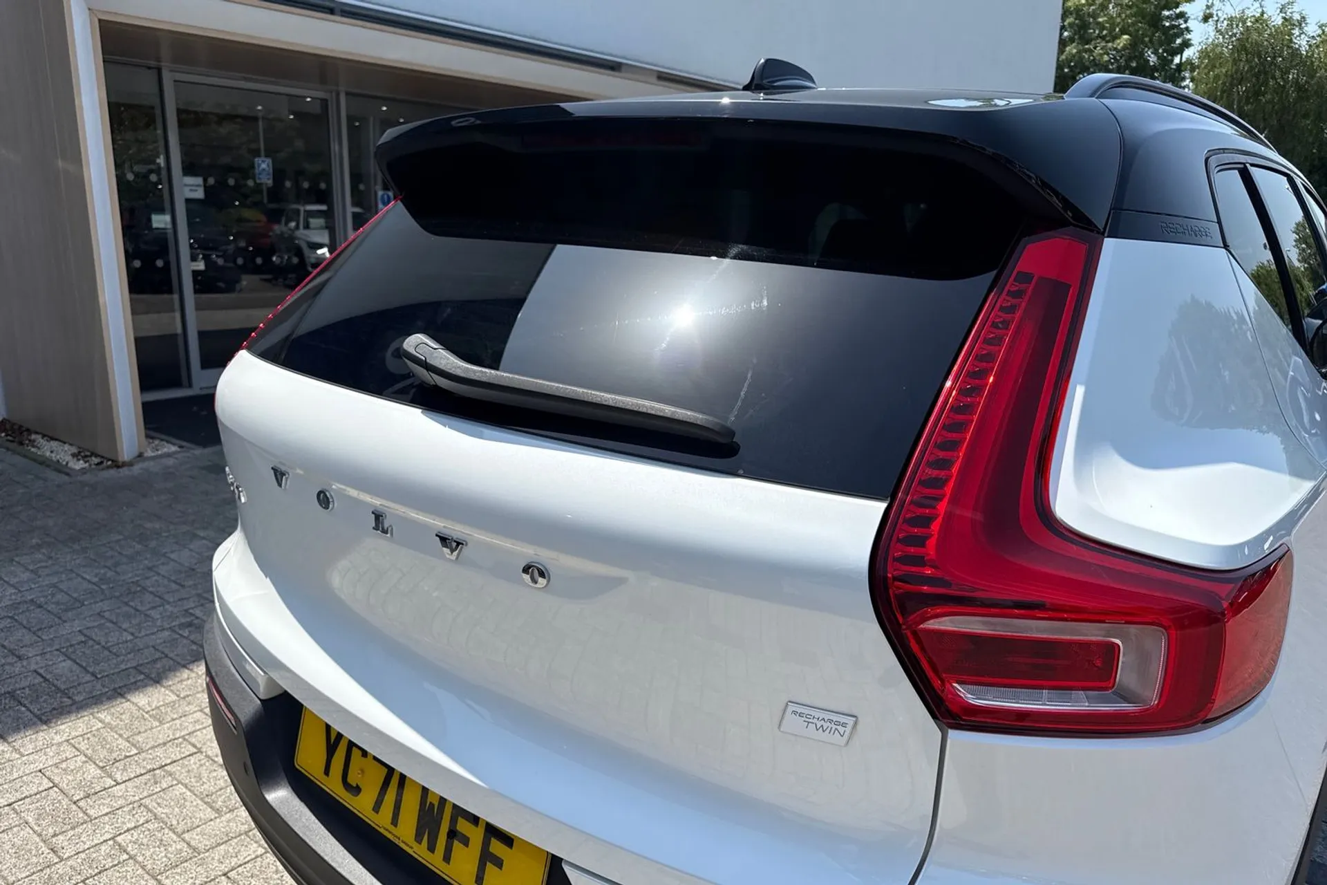 Volvo XC40 thumbnail image number 16