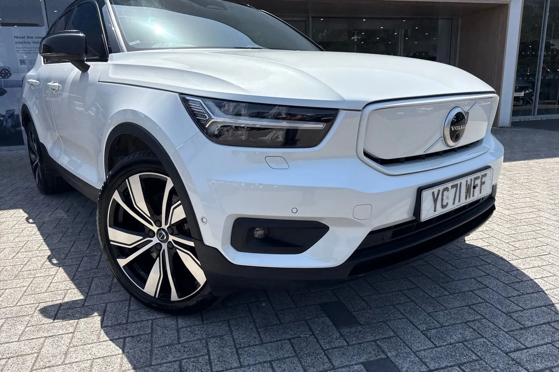 Volvo XC40 thumbnail image number 7
