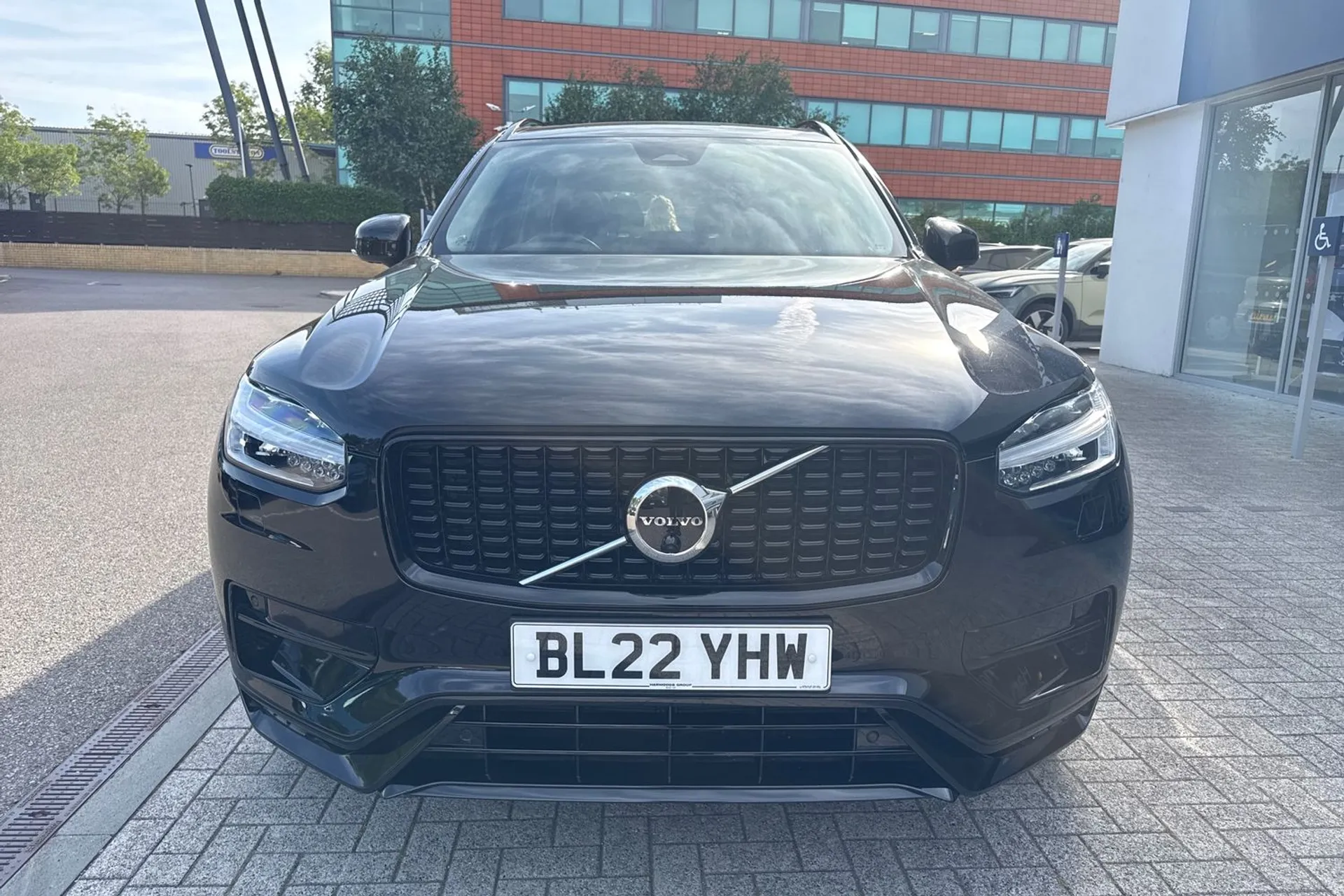 Volvo XC90 thumbnail image number 16