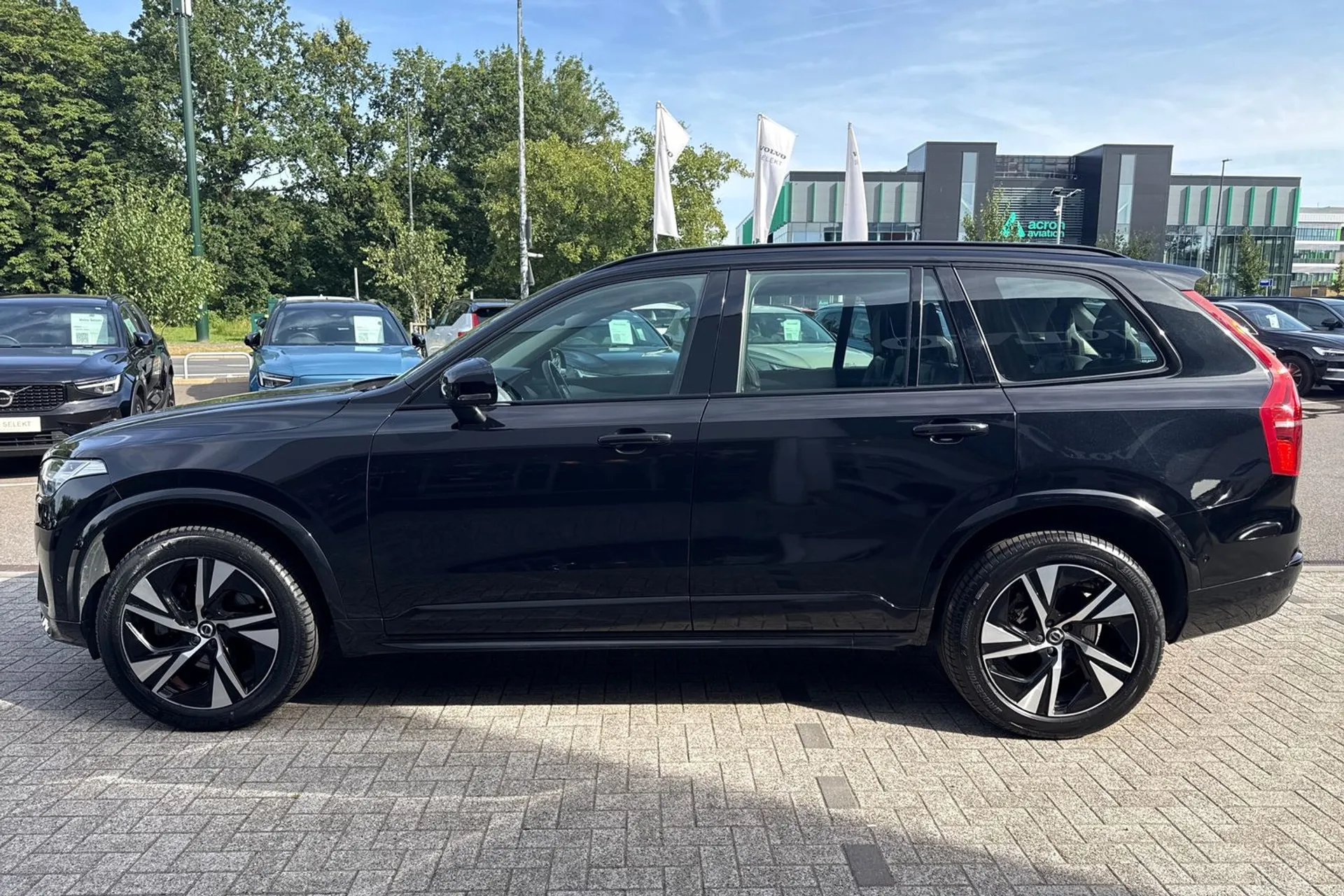 Volvo XC90 thumbnail image number 14