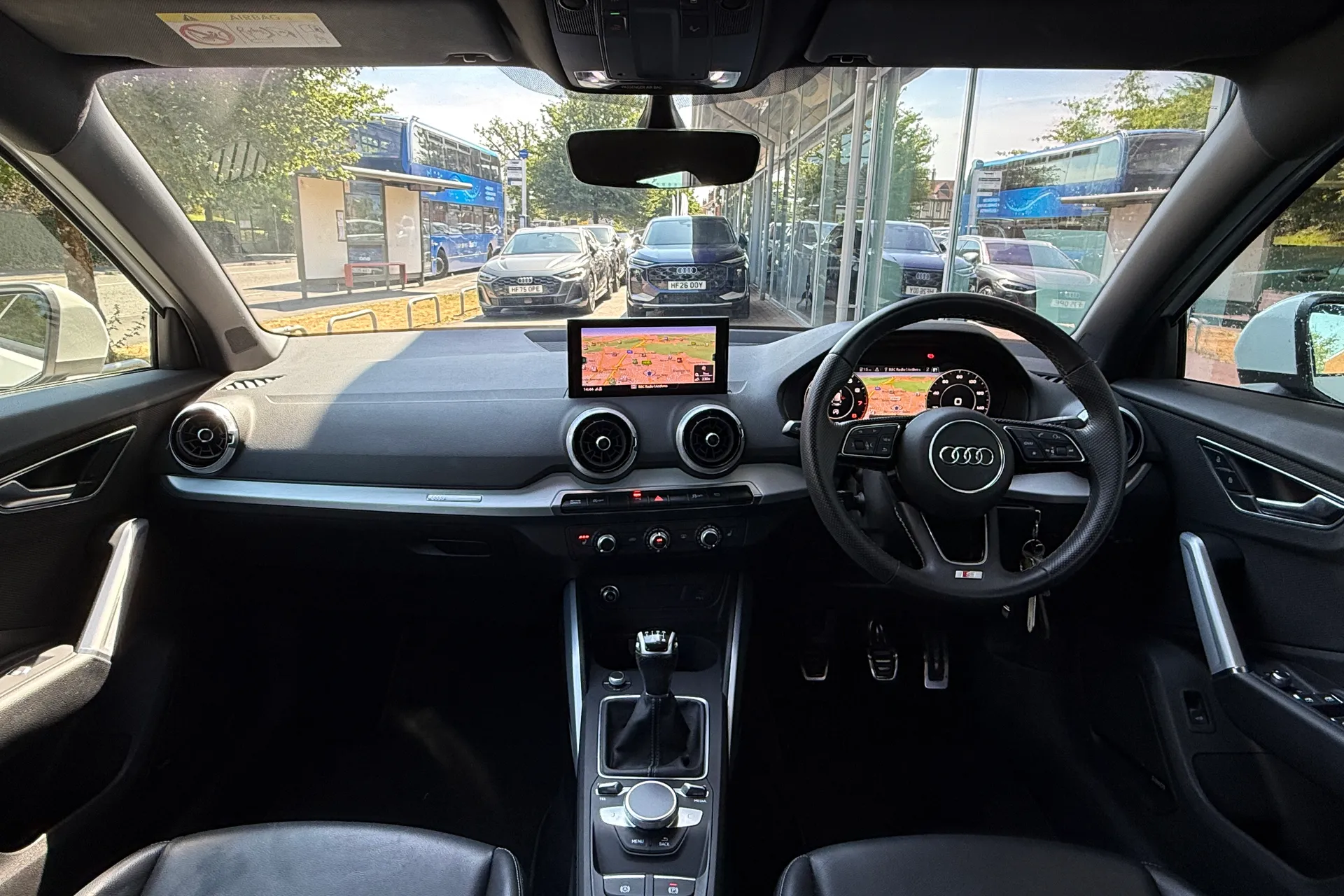 Audi Q2 thumbnail image number 3