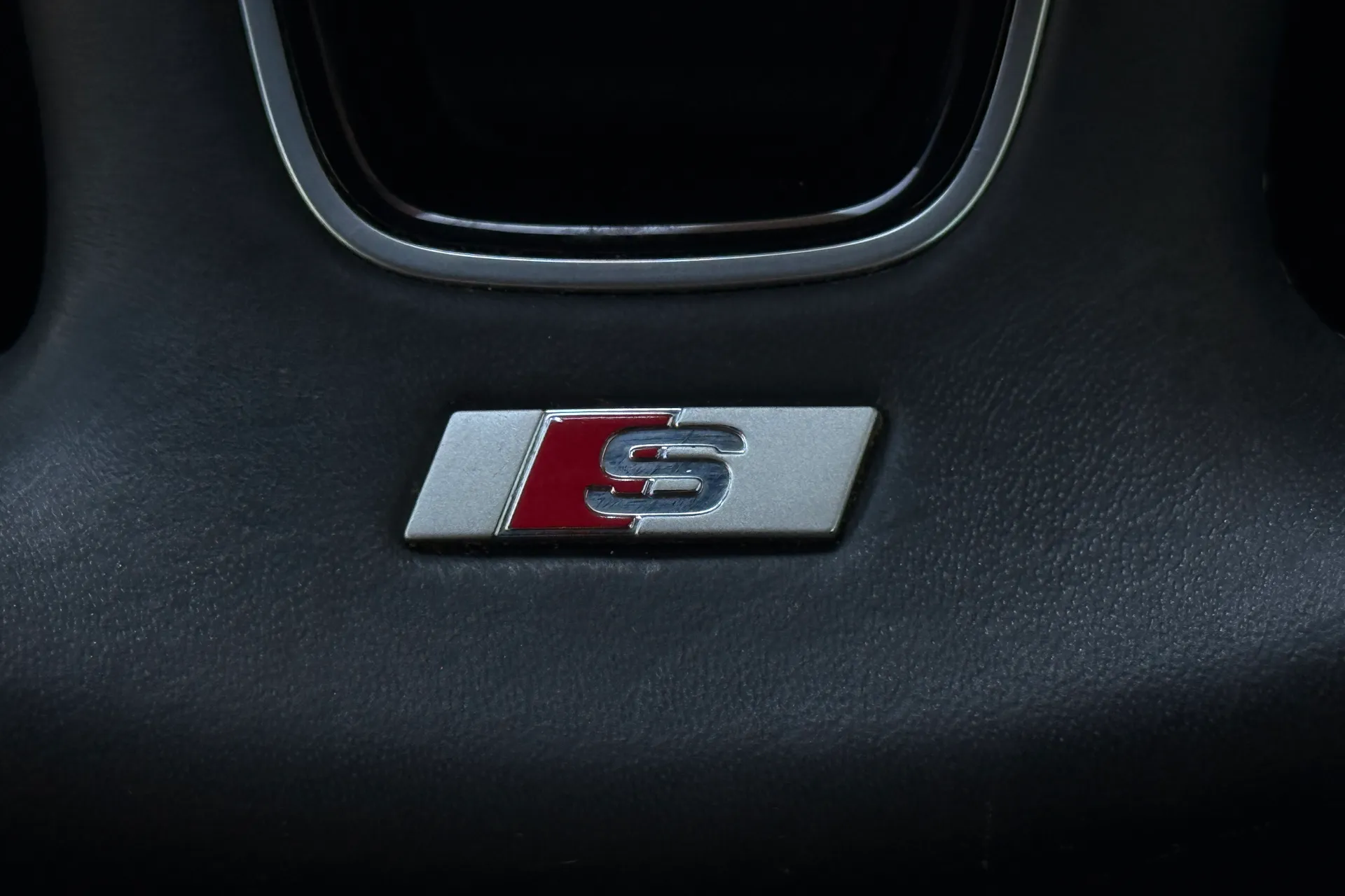 Audi Q2 thumbnail image number 17