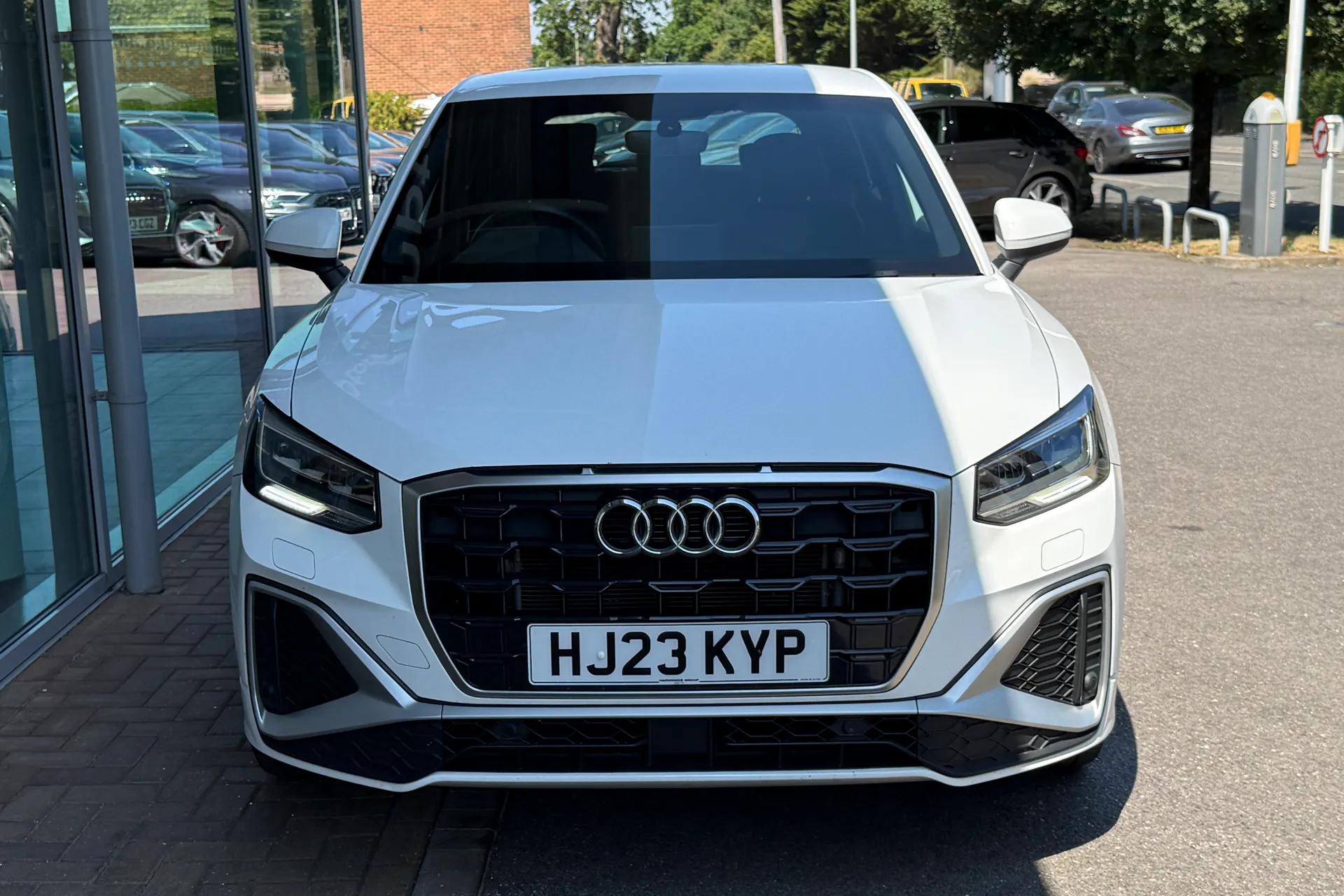 Audi Q2 thumbnail image number 63