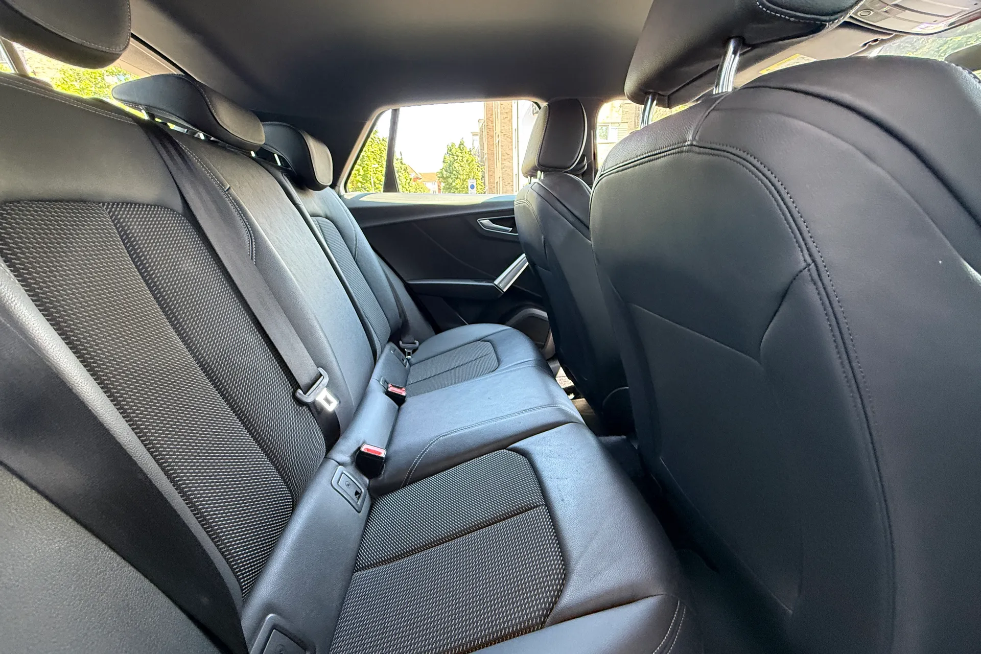 Audi Q2 thumbnail image number 46