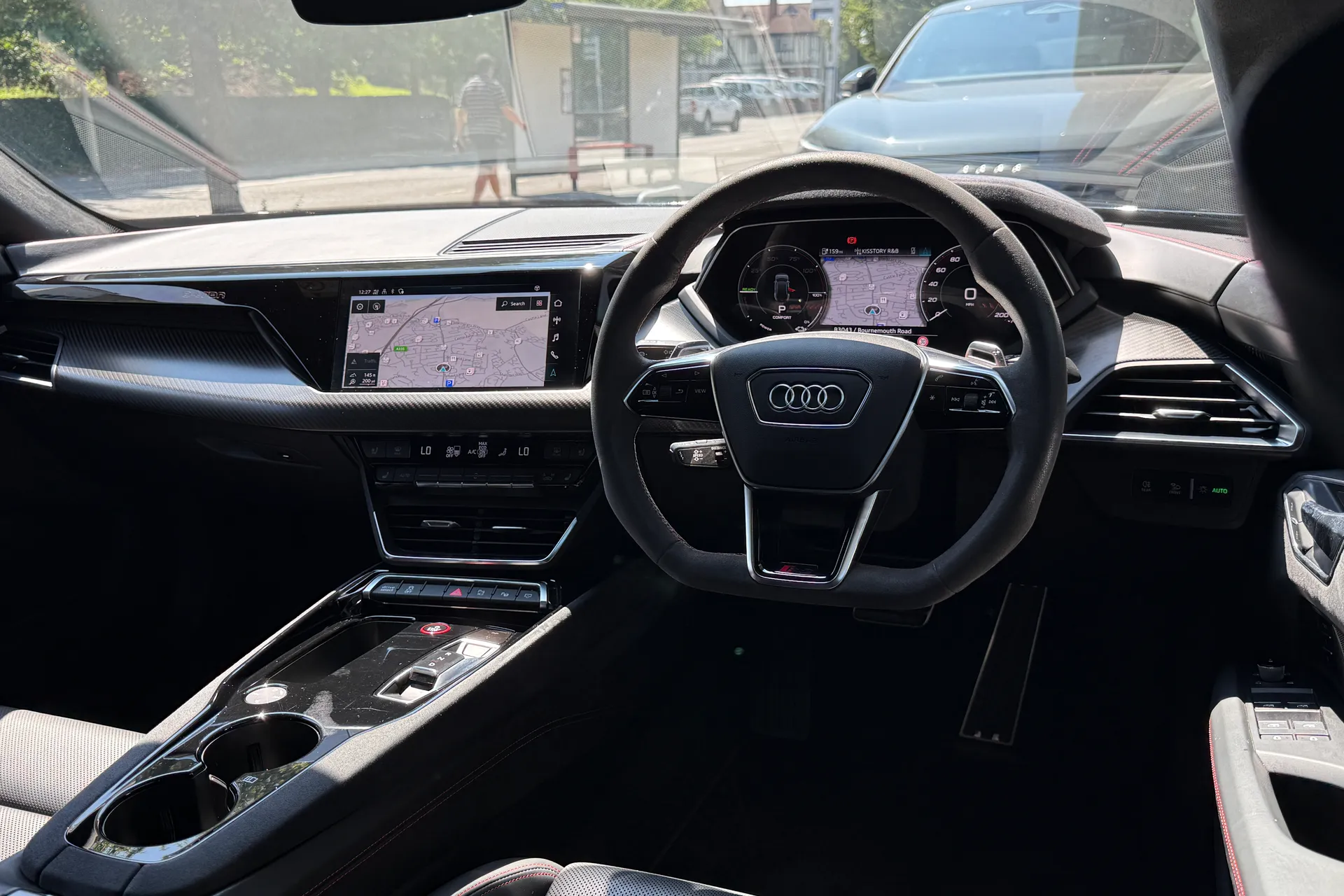 Audi RS e-tron GT thumbnail image number 38
