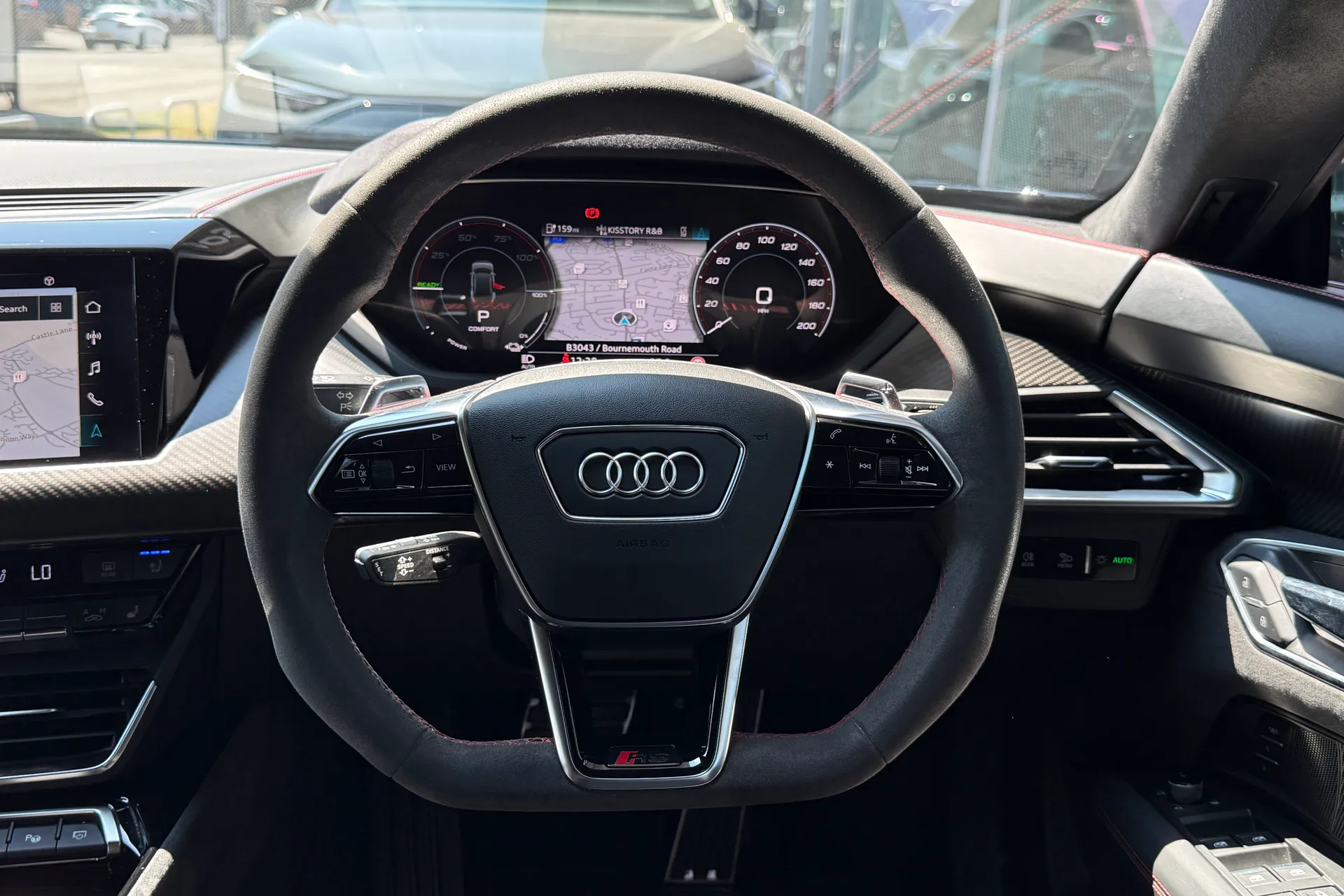 Audi RS e-tron GT thumbnail image number 43