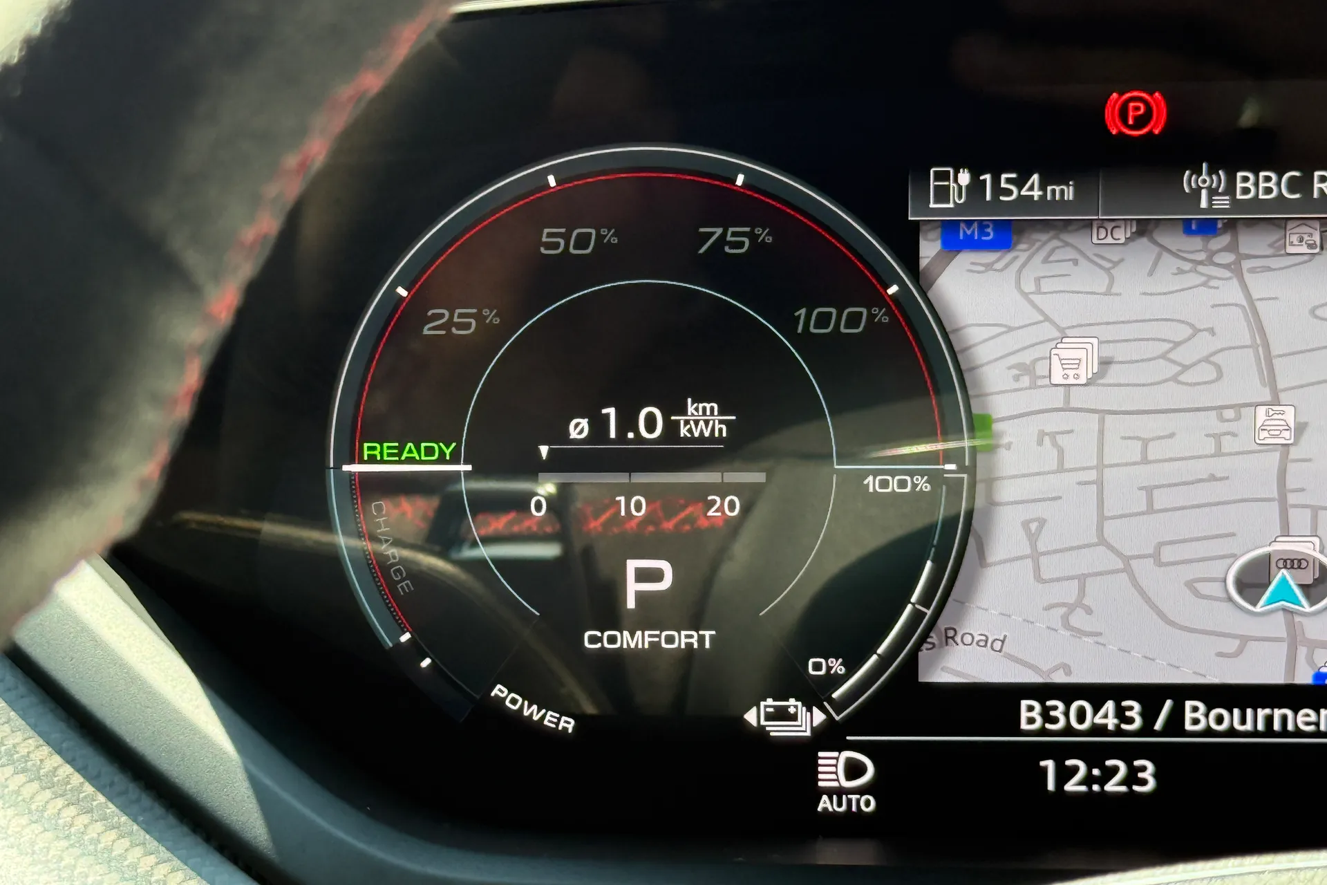 Audi RS e-tron GT thumbnail image number 11