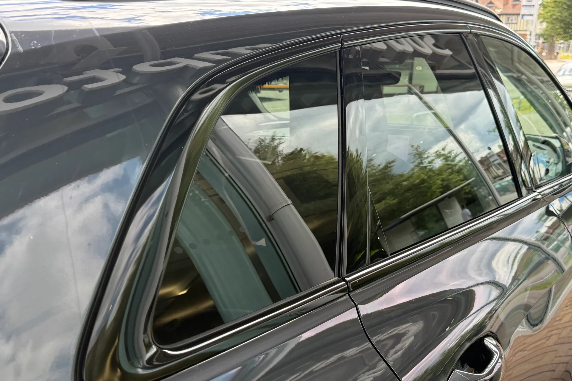Audi Q5 thumbnail image number 33