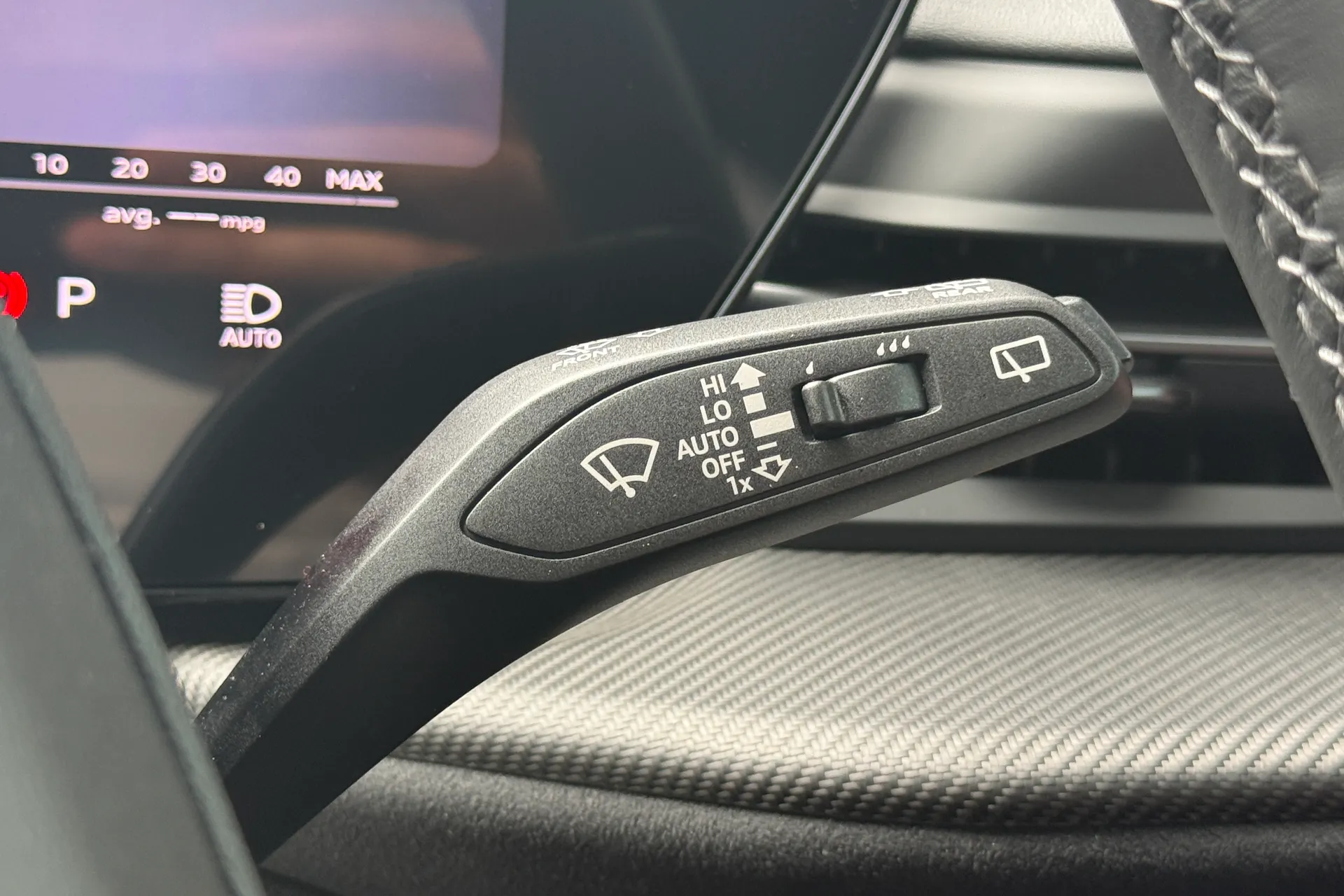 Audi Q5 thumbnail image number 17