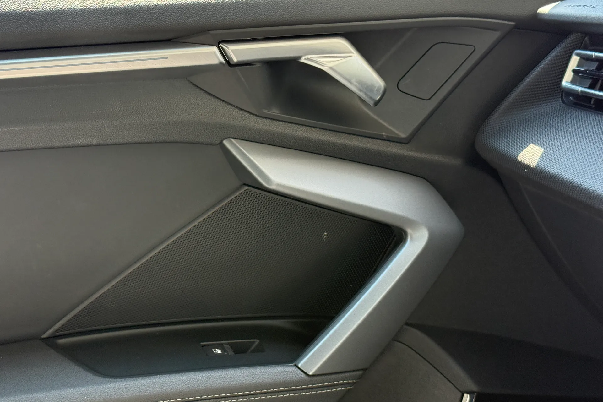 Audi A3 thumbnail image number 30
