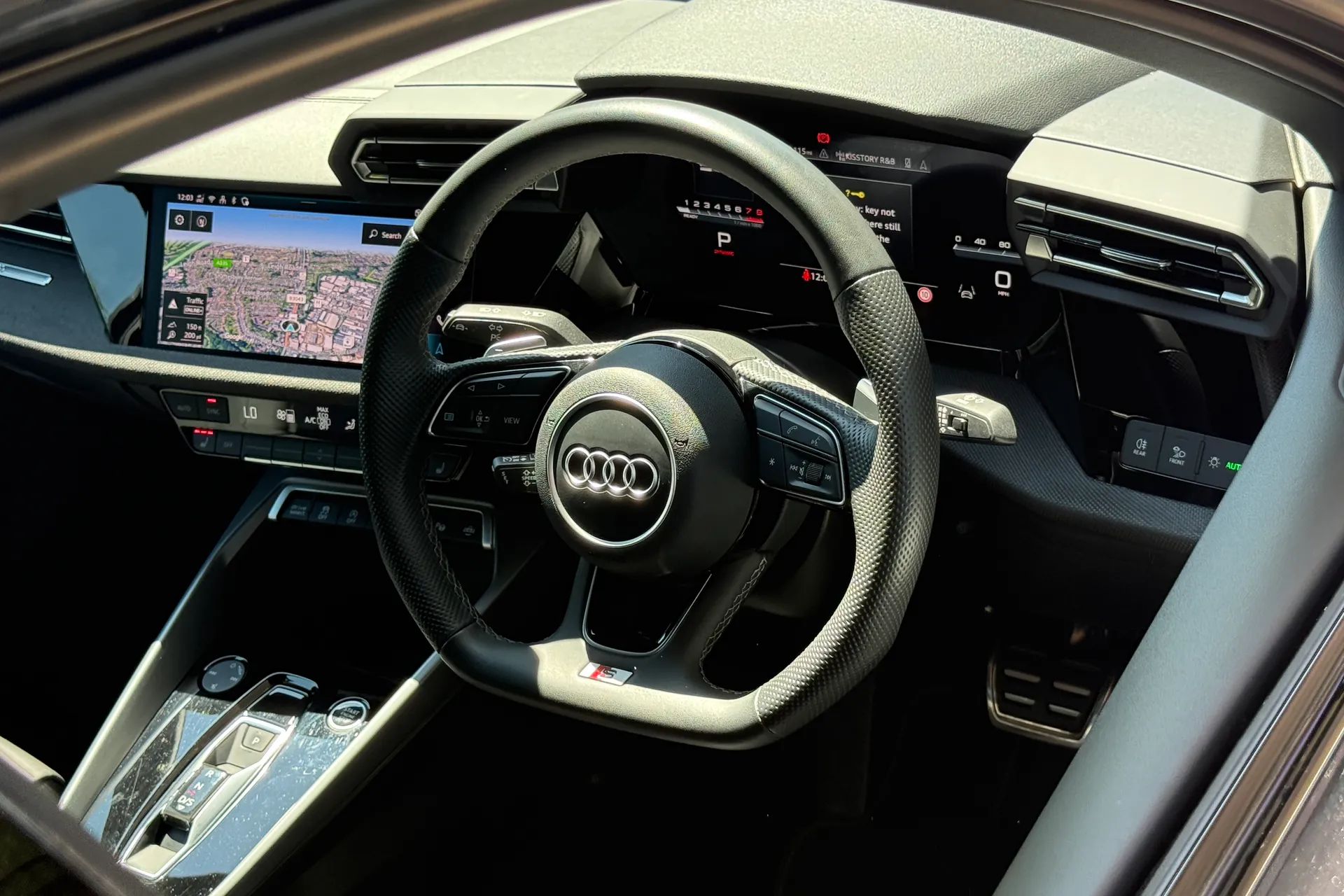 Audi A3 thumbnail image number 32