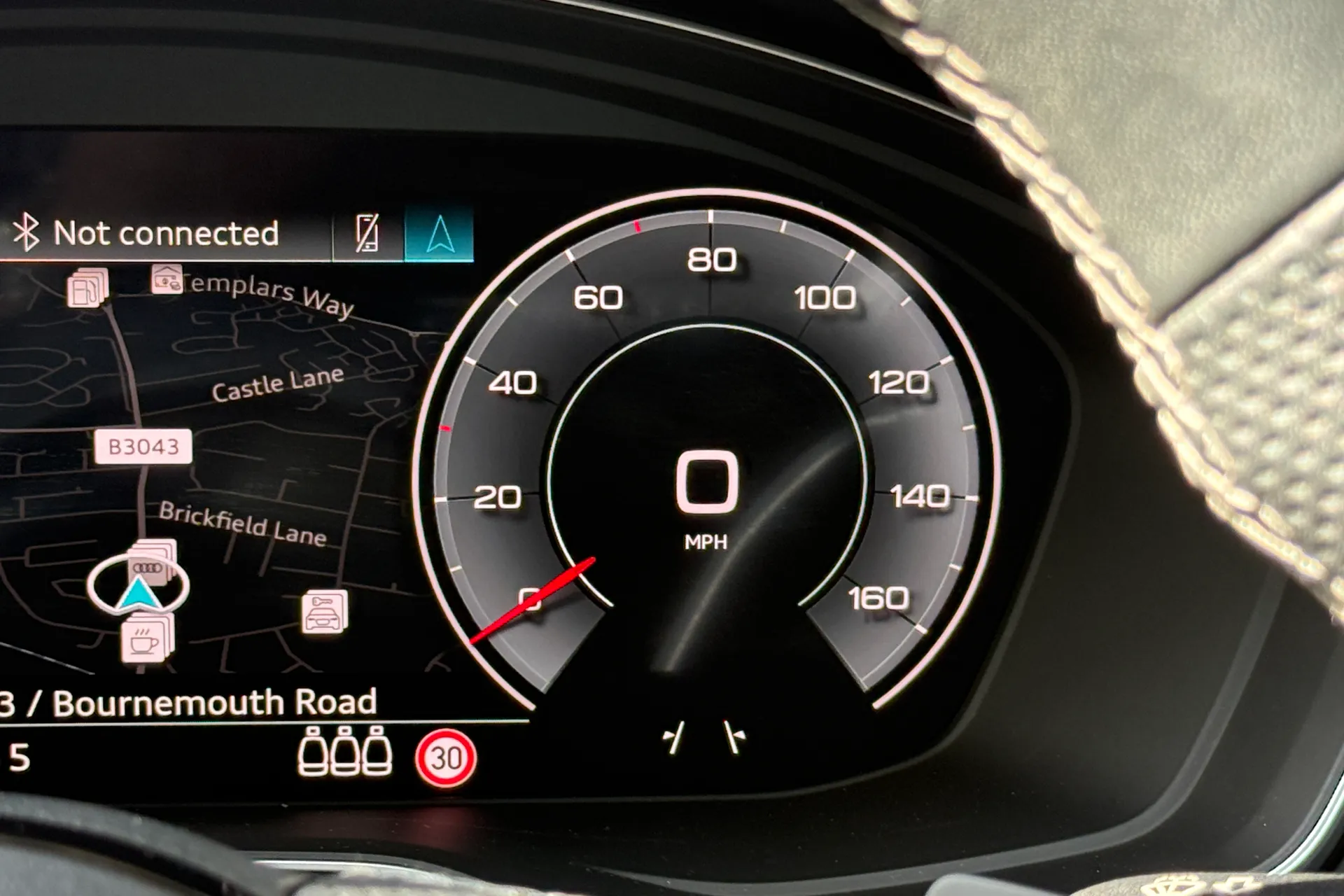 Audi A4 thumbnail image number 16